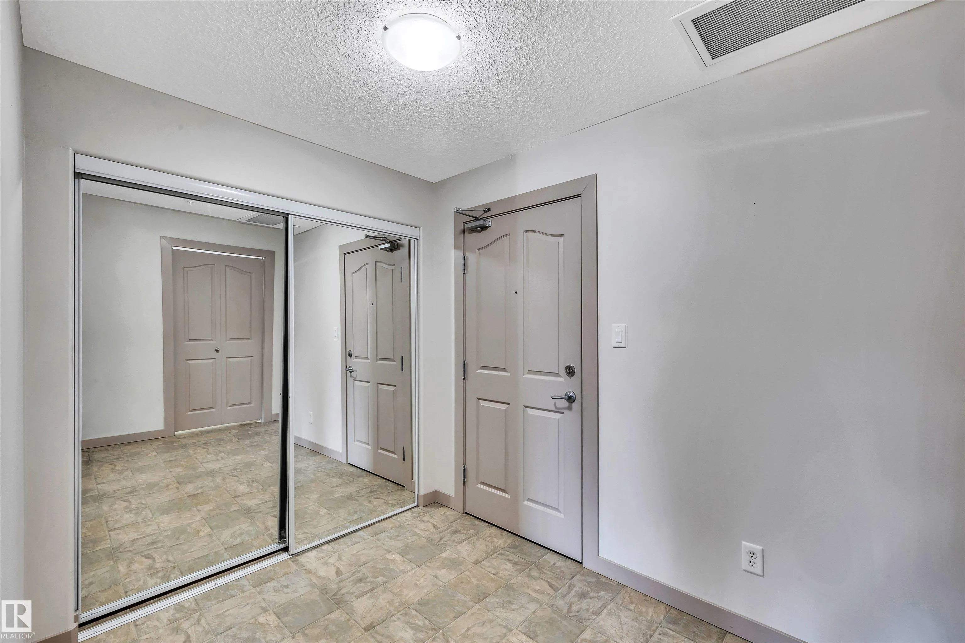 78B MCKENNEY Avenue