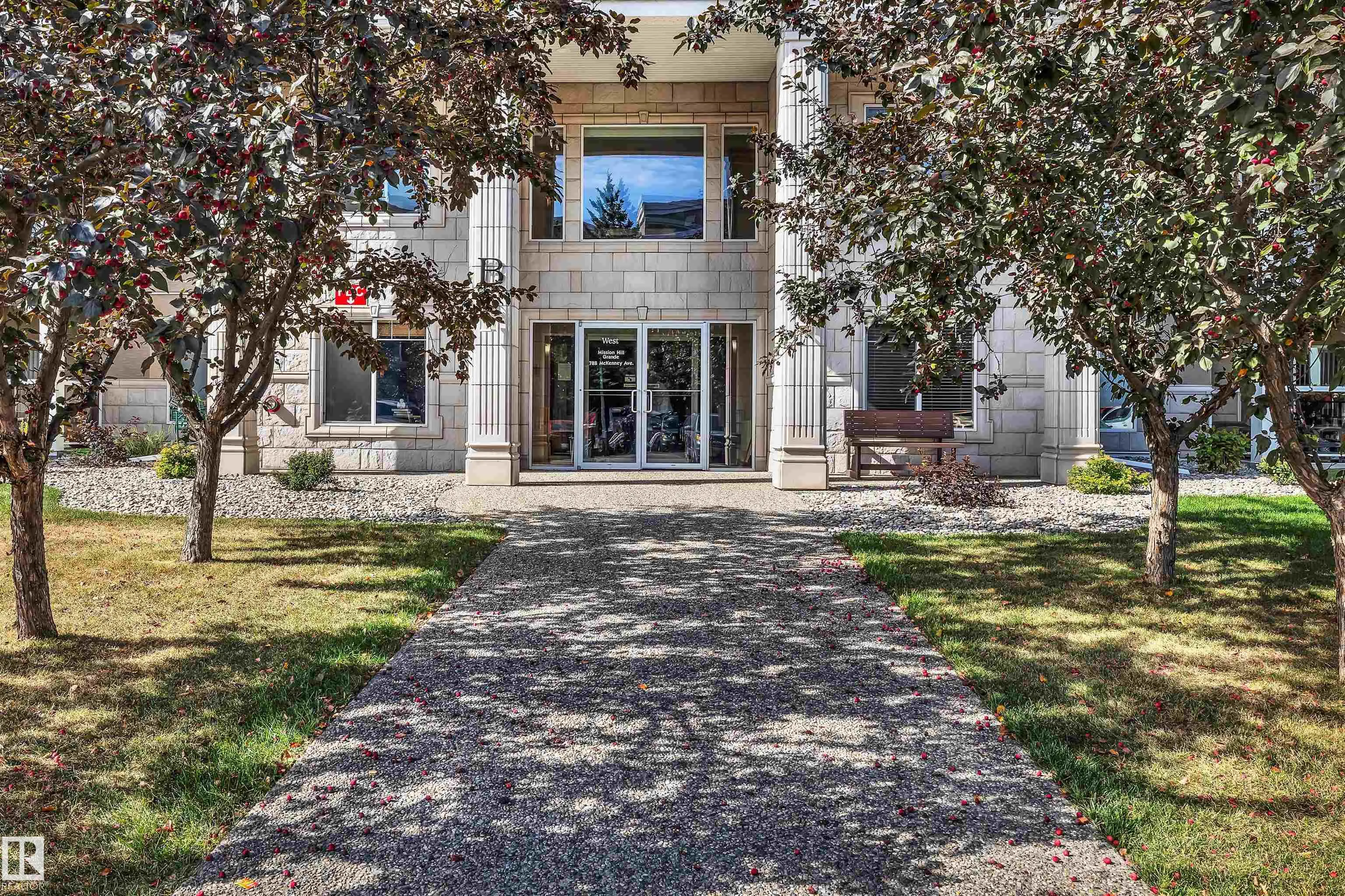 78B MCKENNEY Avenue