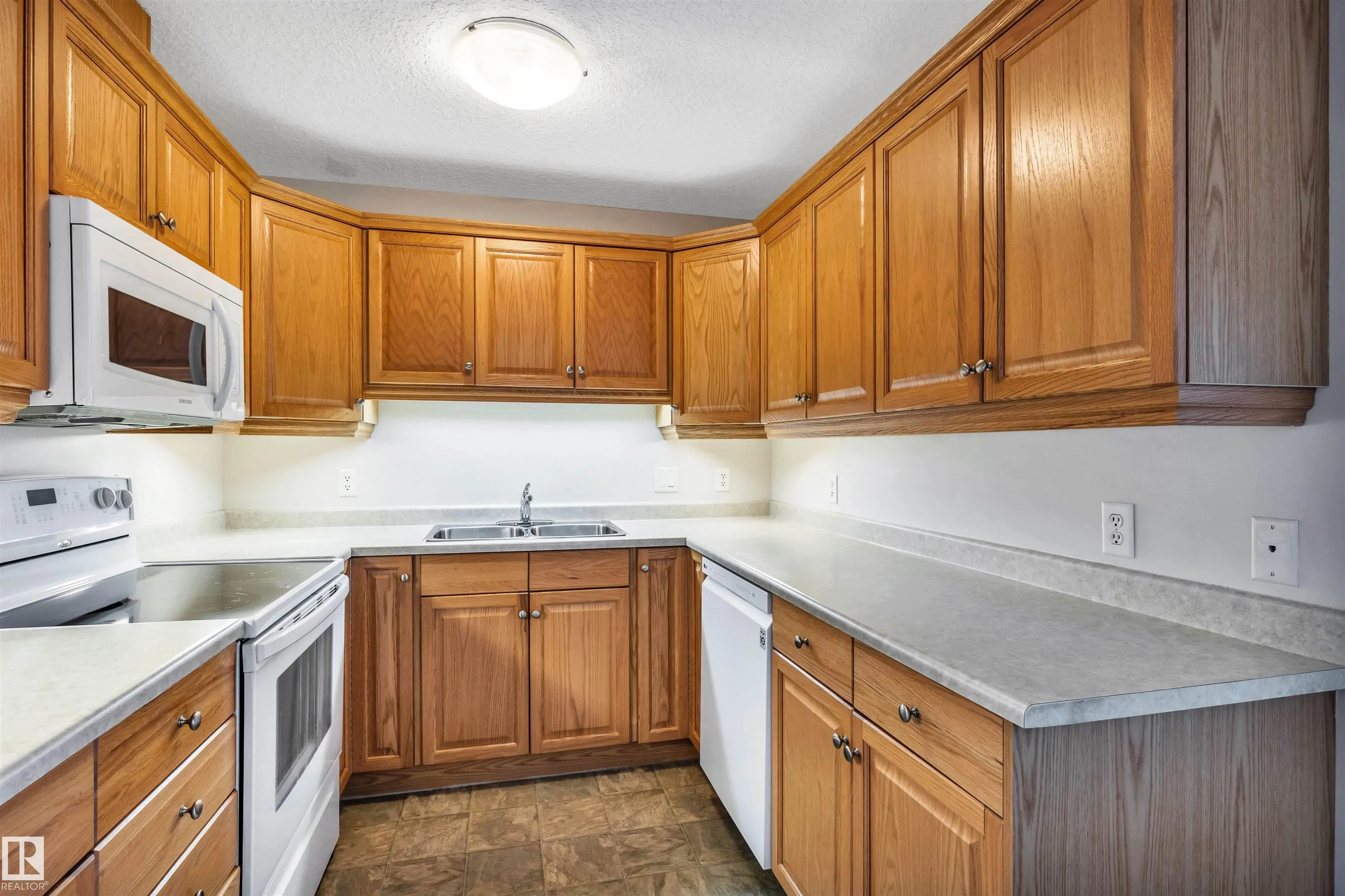 78B MCKENNEY Avenue
