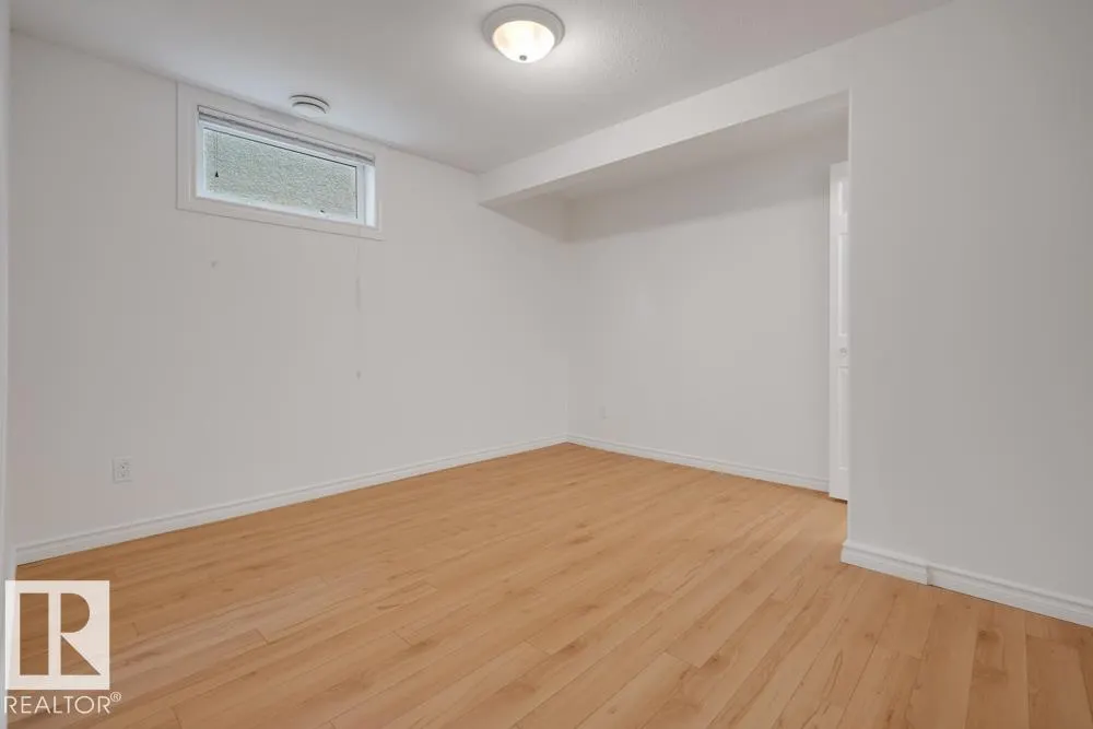 10408 116 Avenue