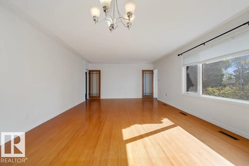 10408 116 Avenue