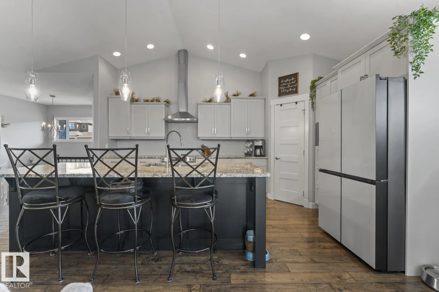 2518 Lockhart Way