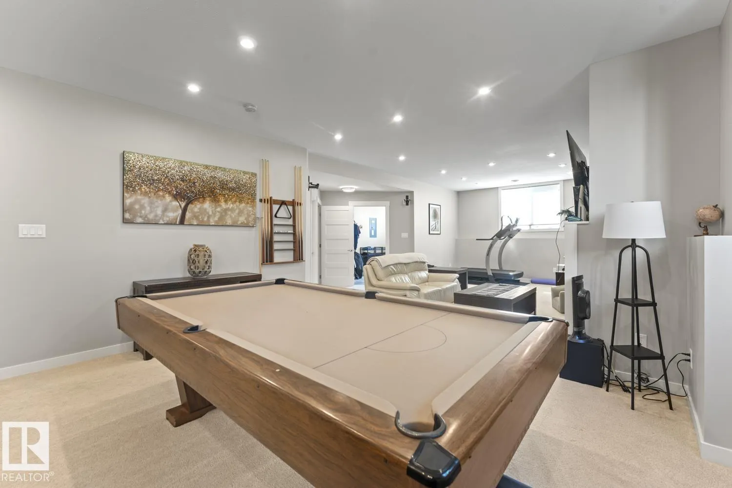 2518 Lockhart Way