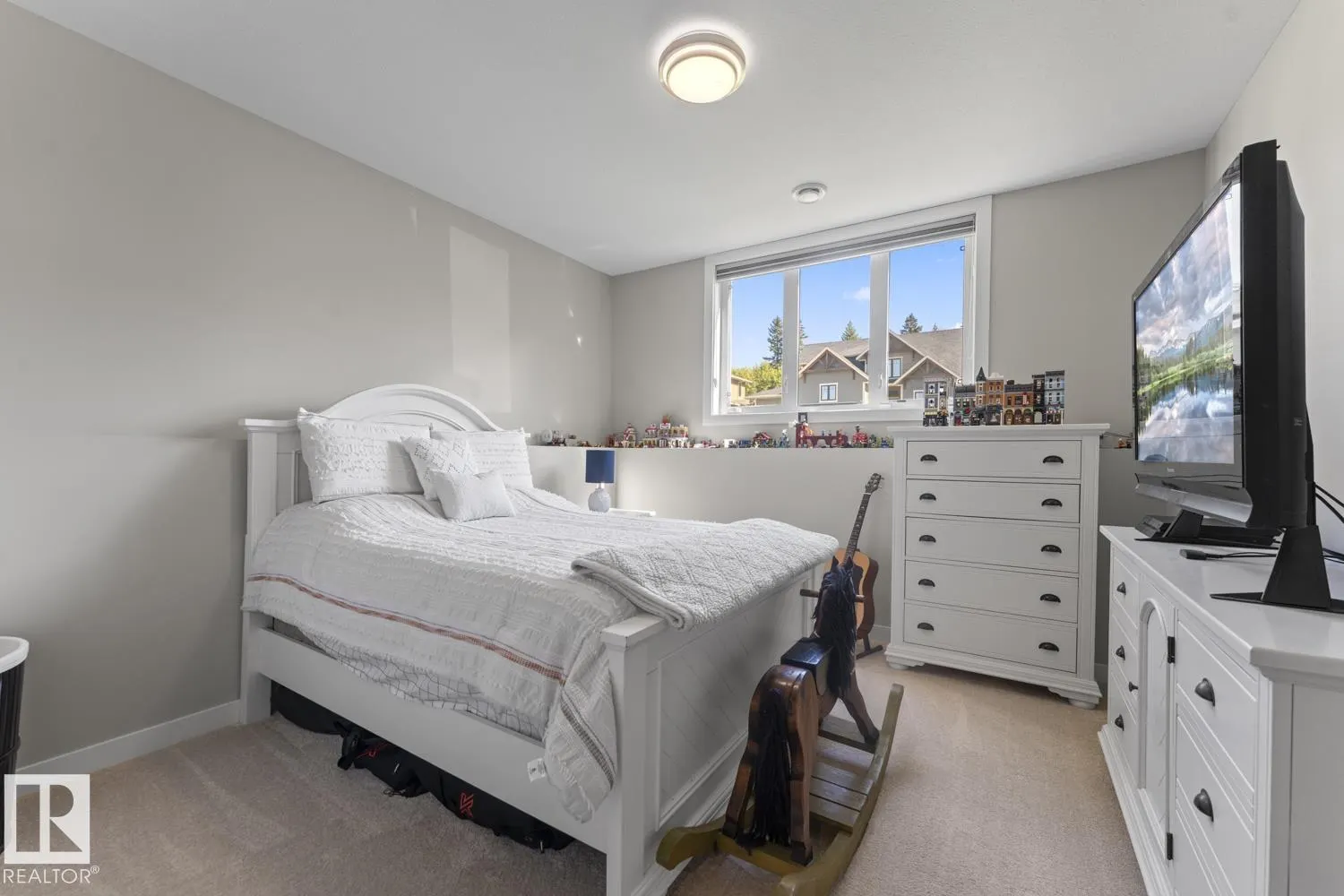 2518 Lockhart Way