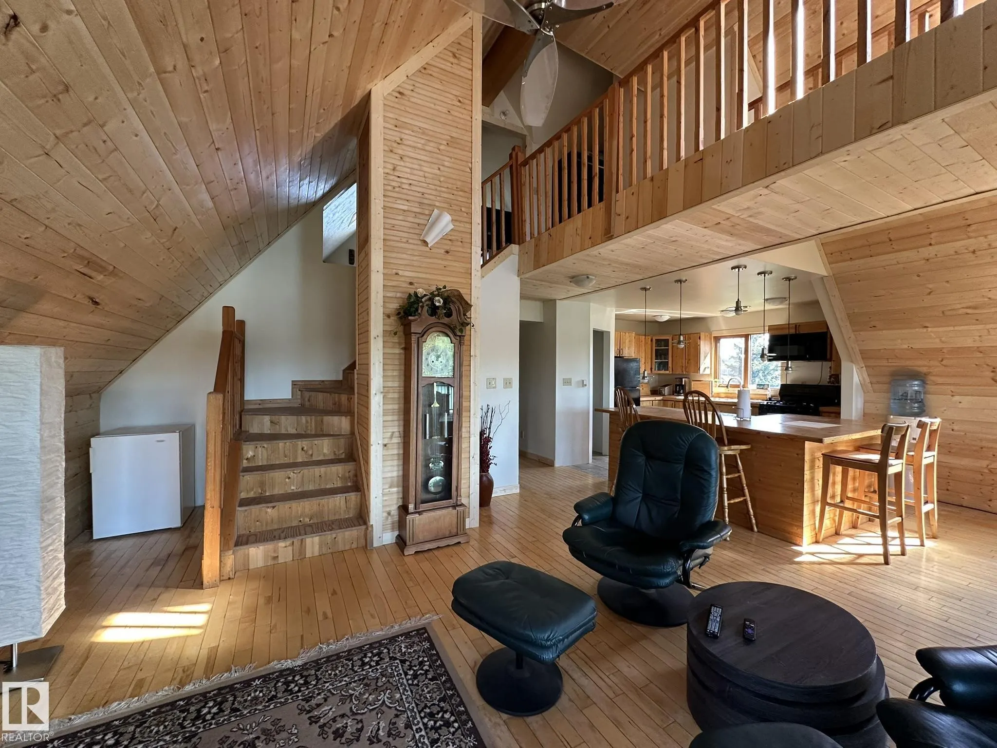 17401 Victoria Trail