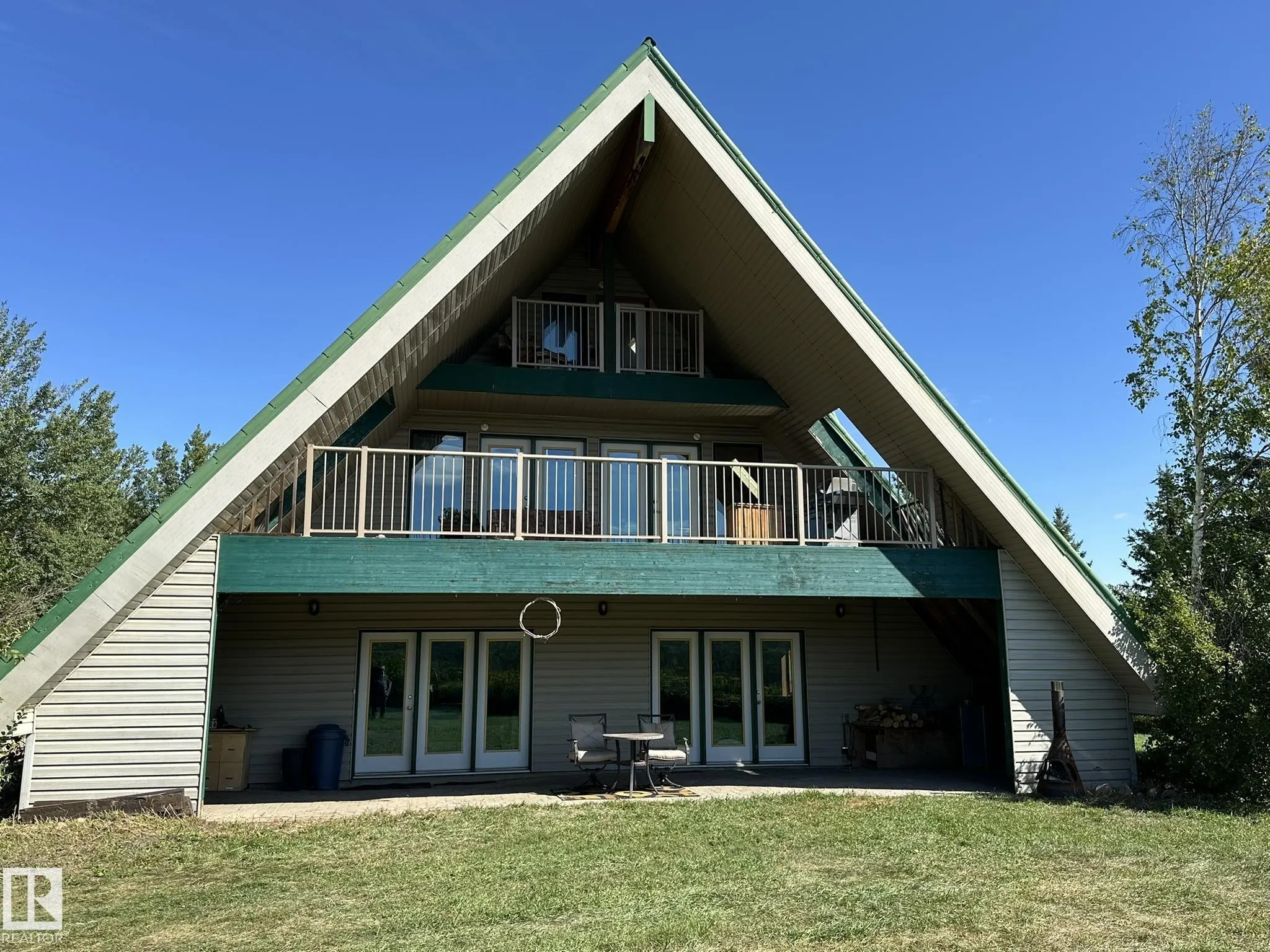 17401 Victoria Trail