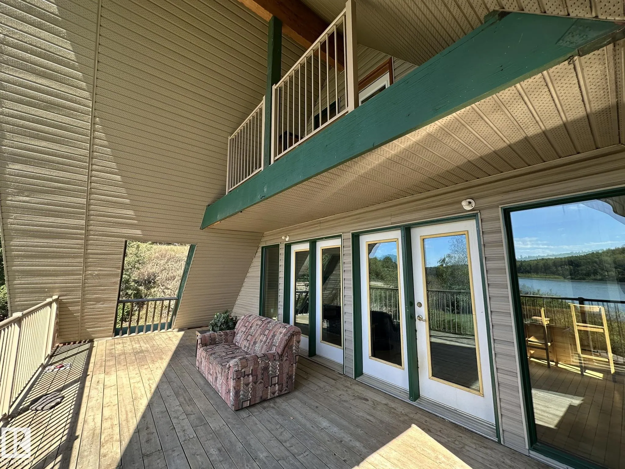 17401 Victoria Trail