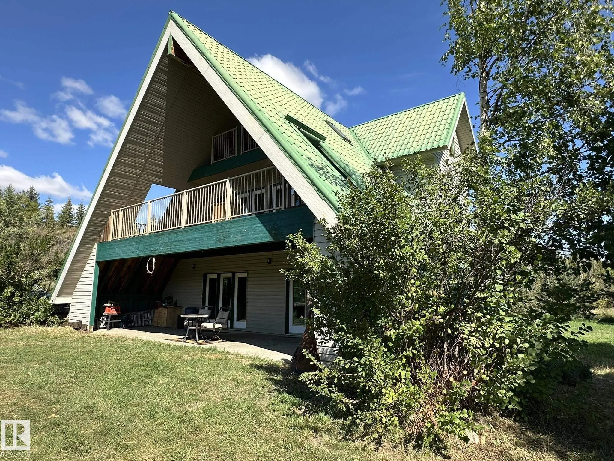17401 Victoria Trail