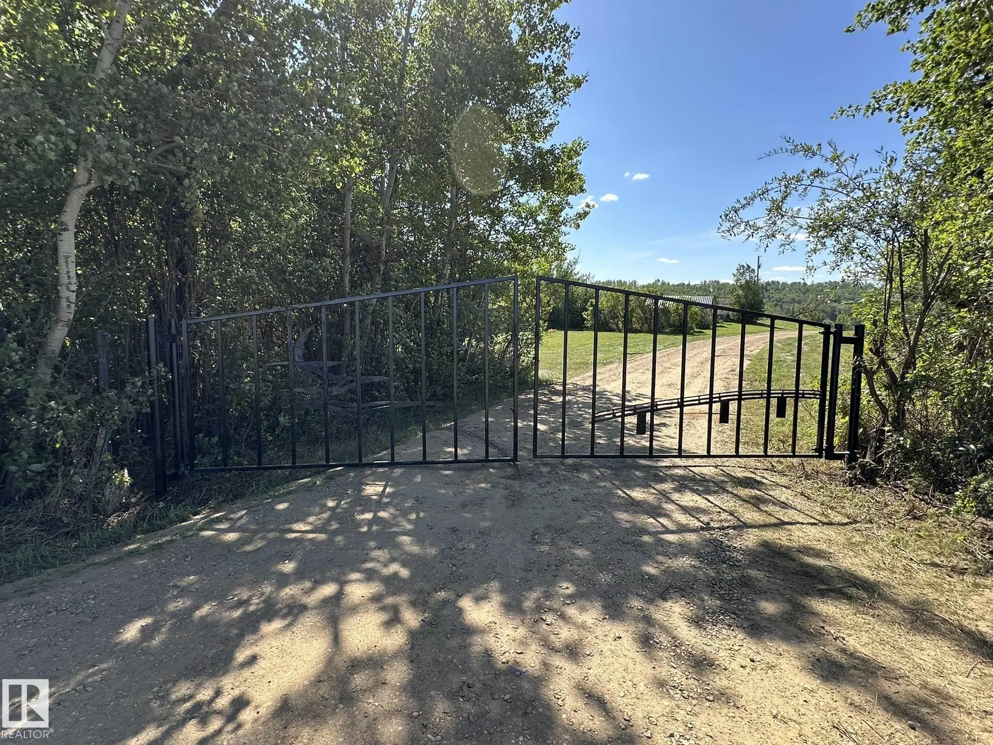 17401 Victoria Trail