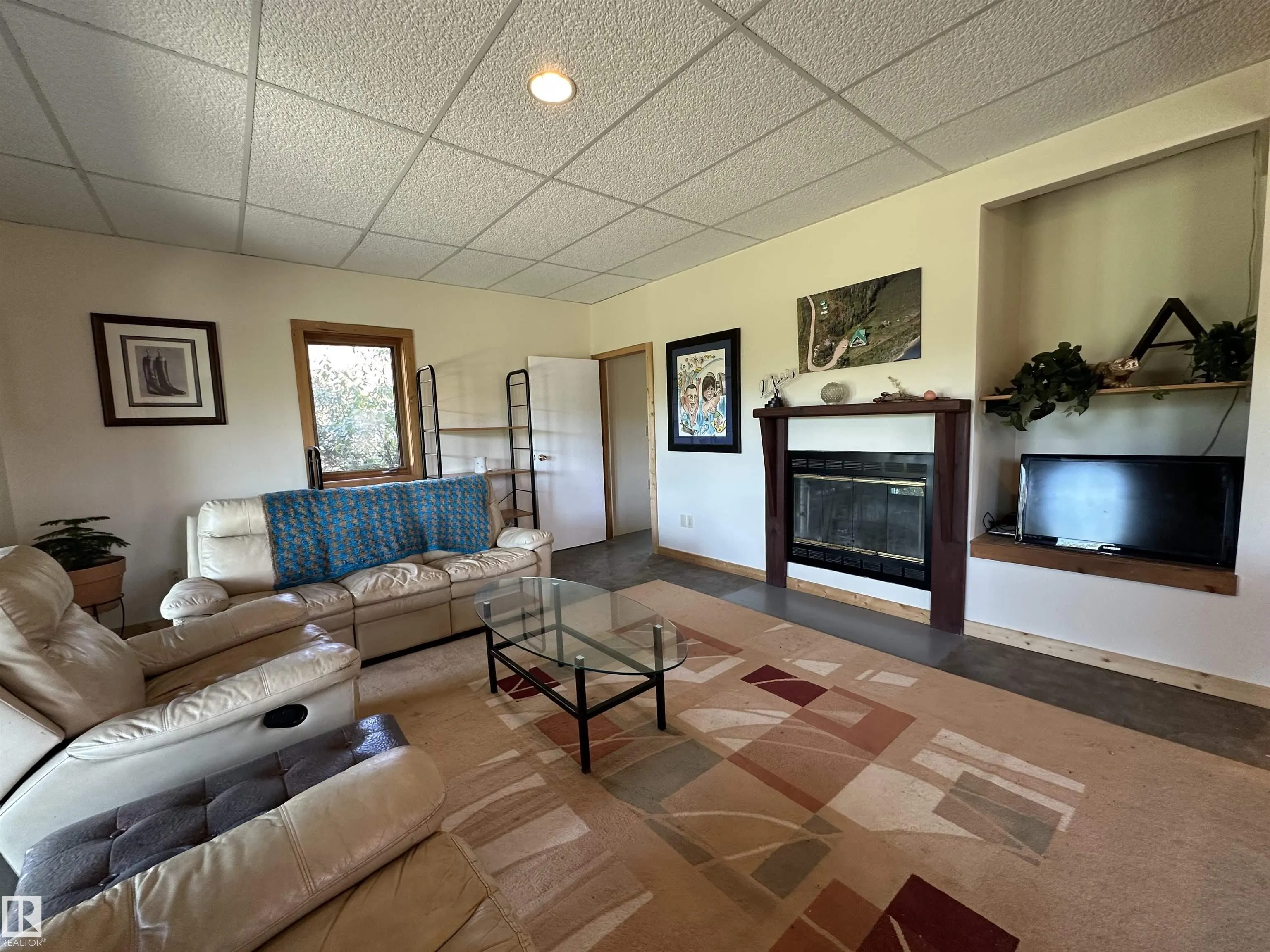17401 Victoria Trail