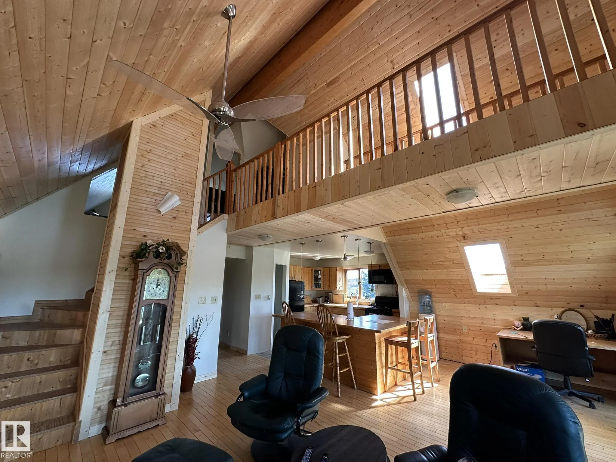 17401 Victoria Trail