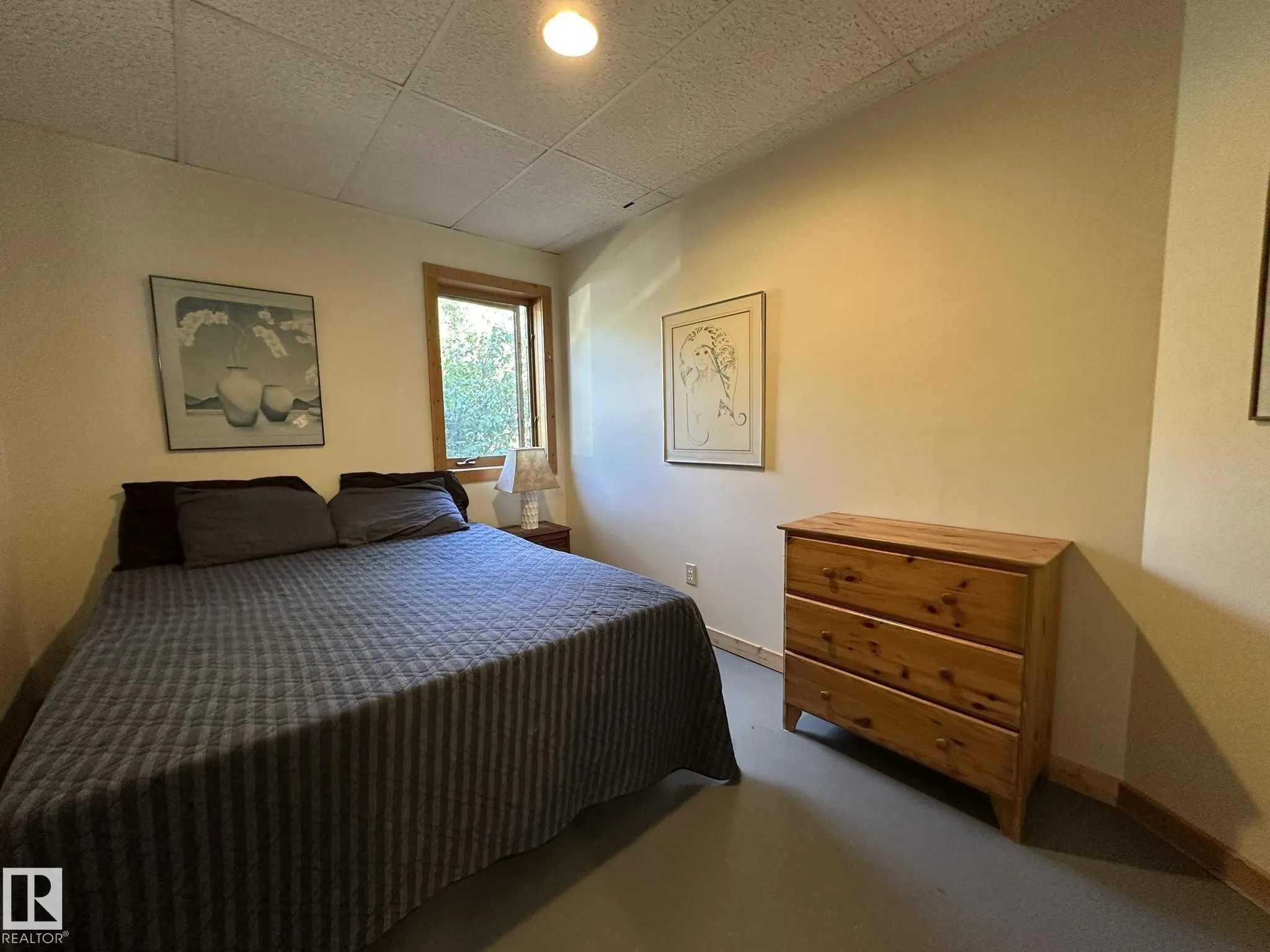 17401 Victoria Trail