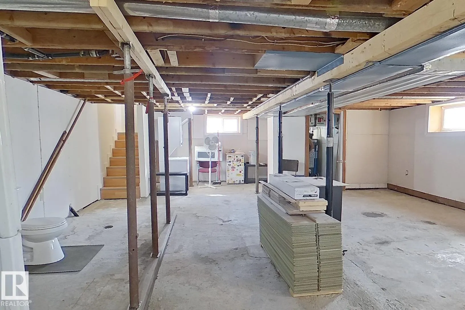 301 2nd Street