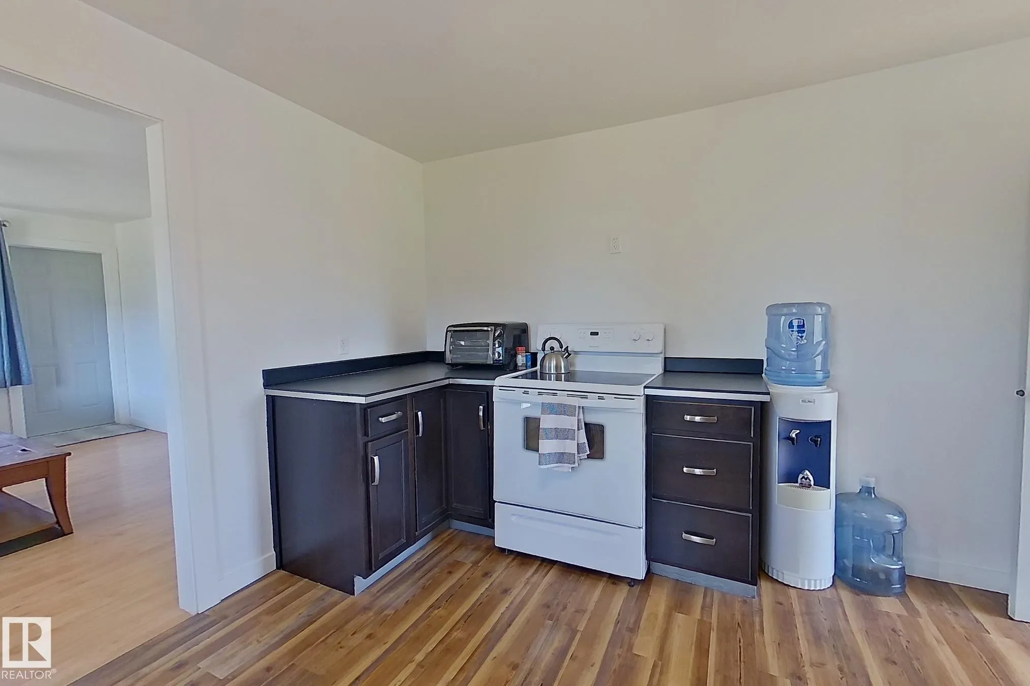 301 2nd Street