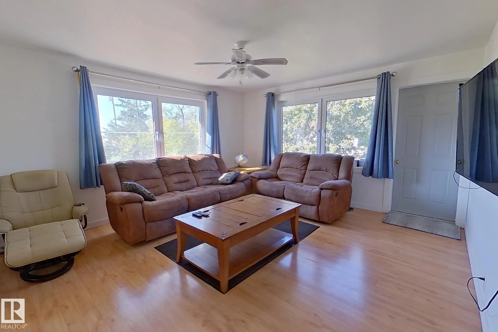 301 2nd Street