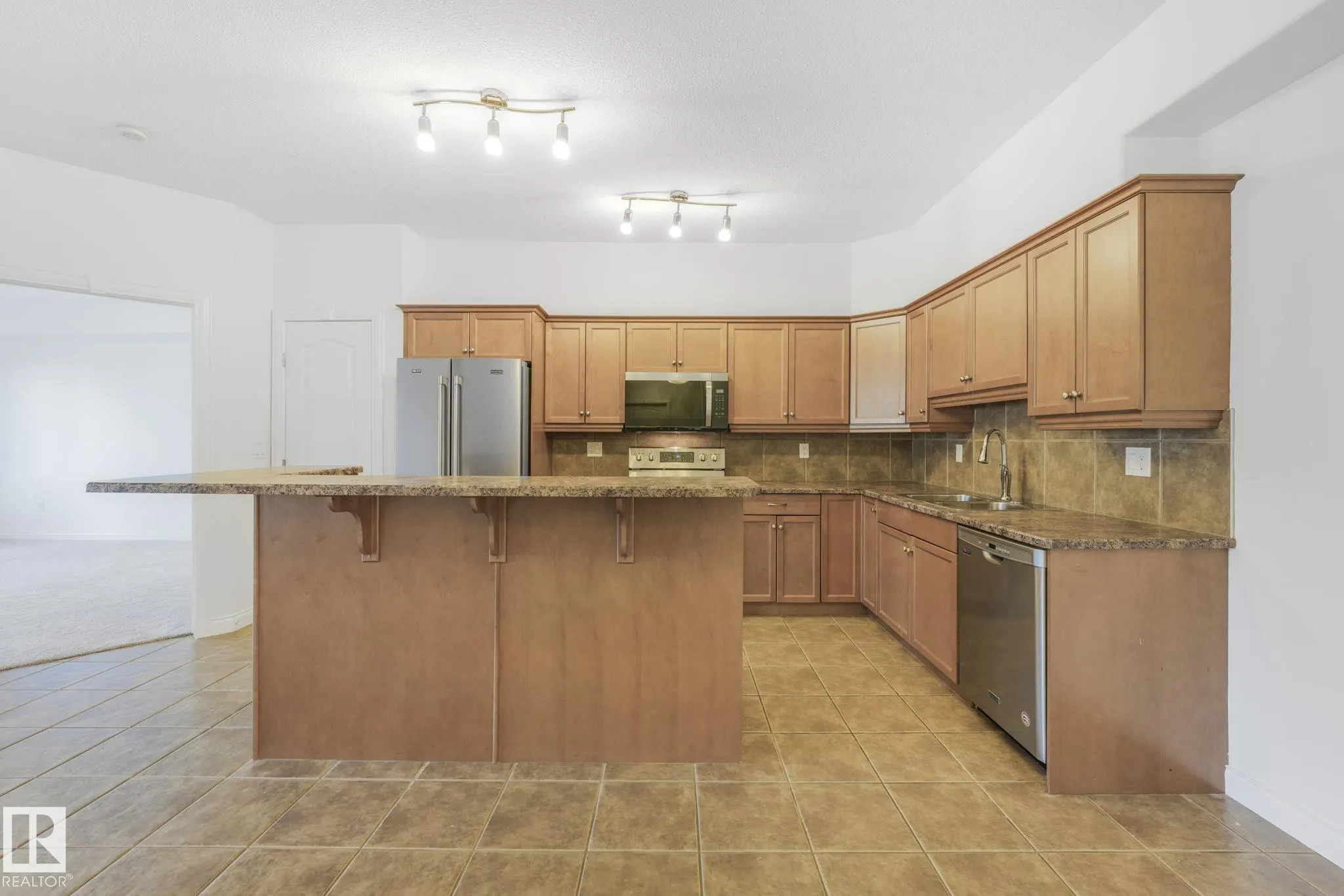 1406 HODGSON Way