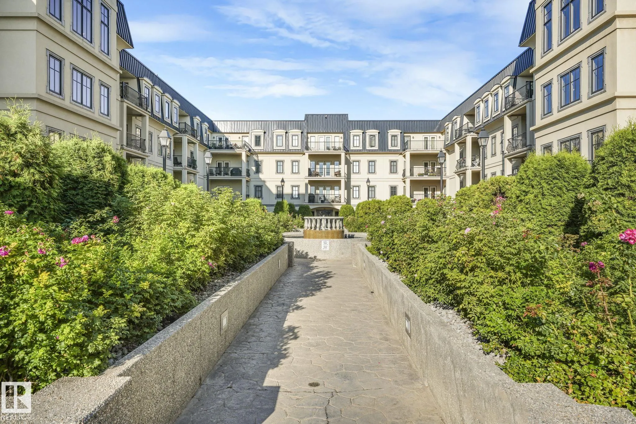 1406 HODGSON Way