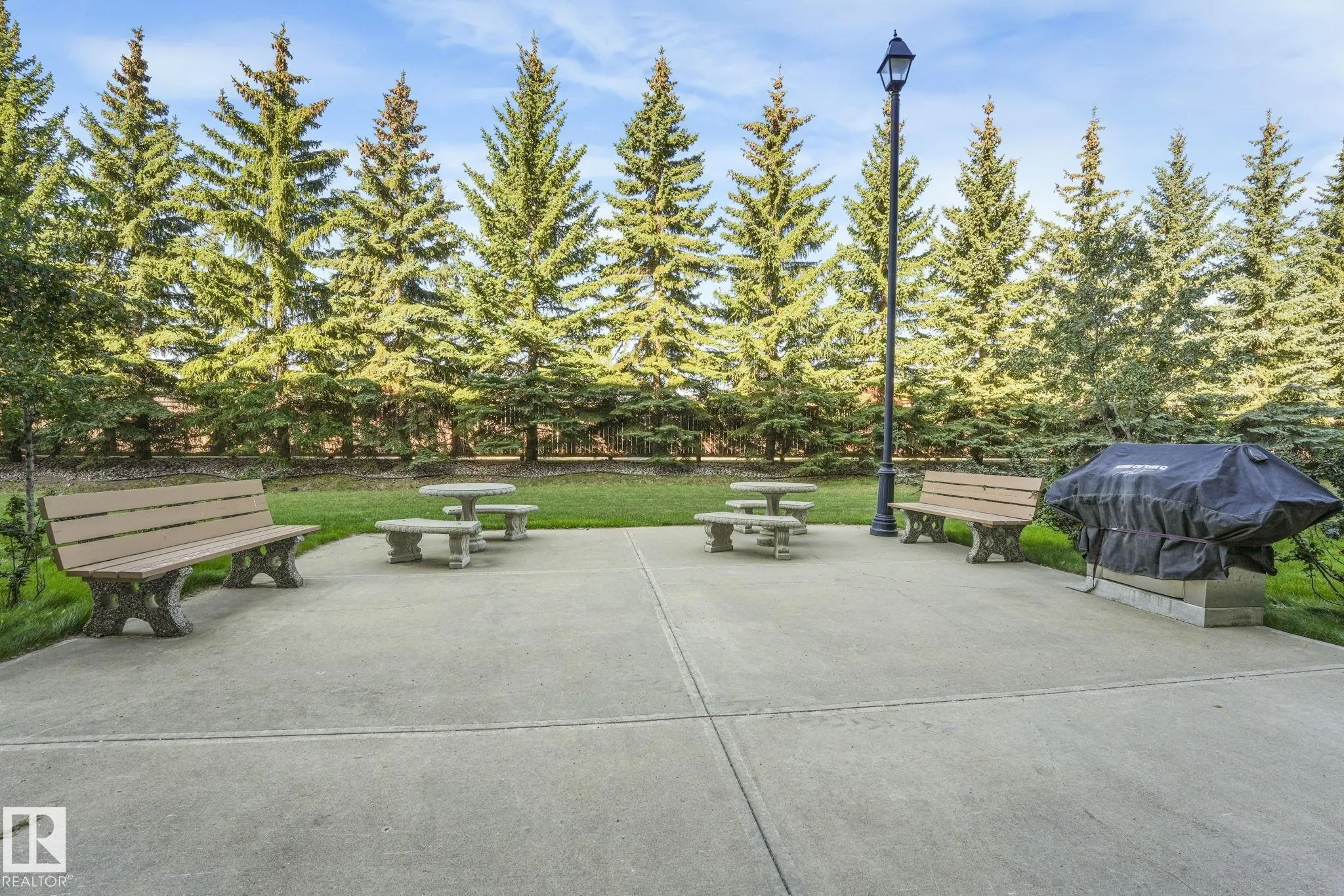 1406 HODGSON Way