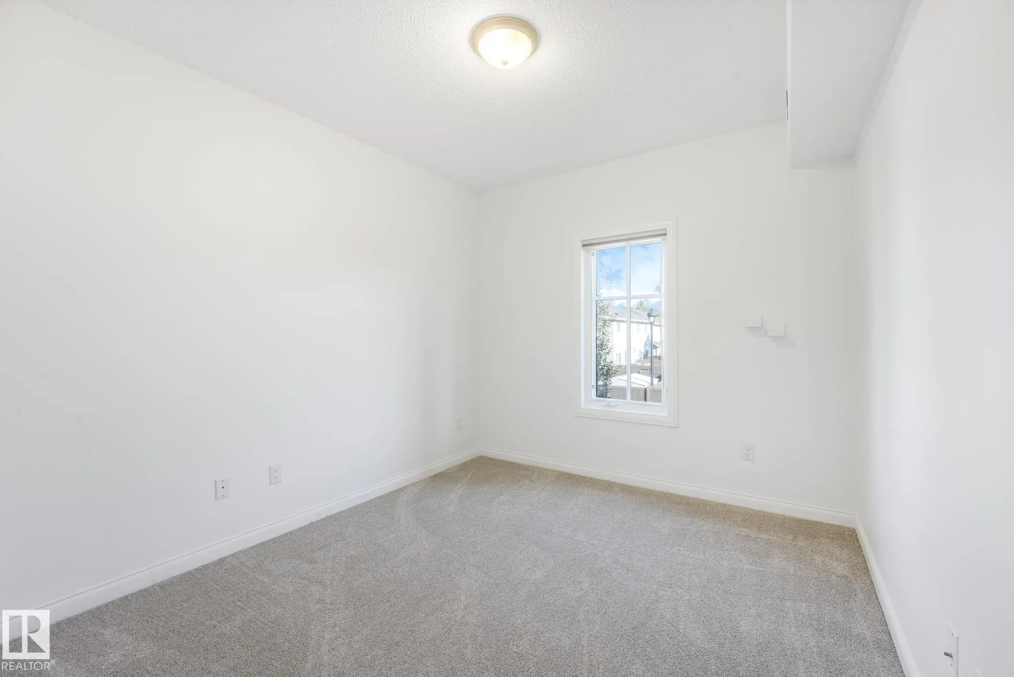 1406 HODGSON Way