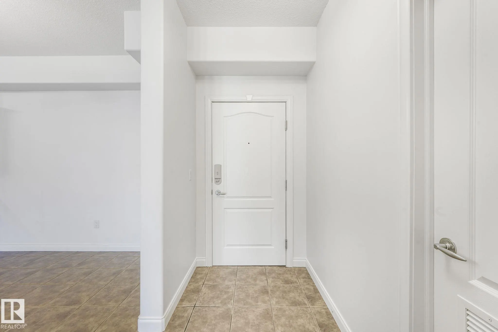 1406 HODGSON Way