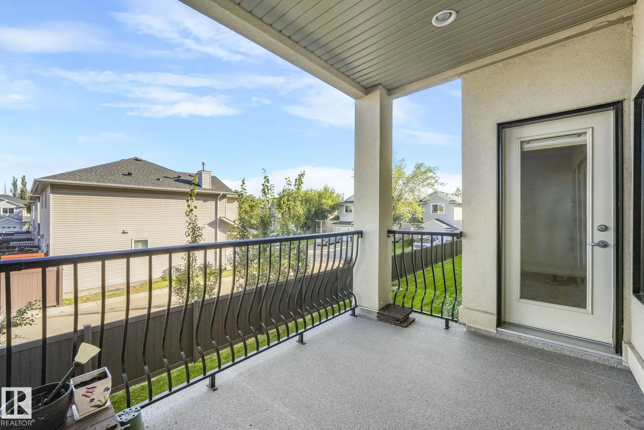 1406 HODGSON Way