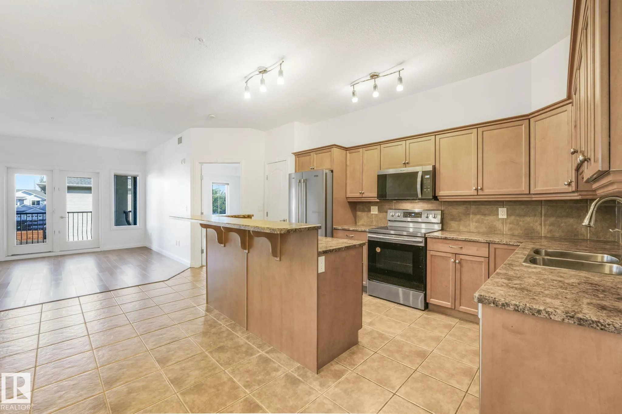 1406 HODGSON Way