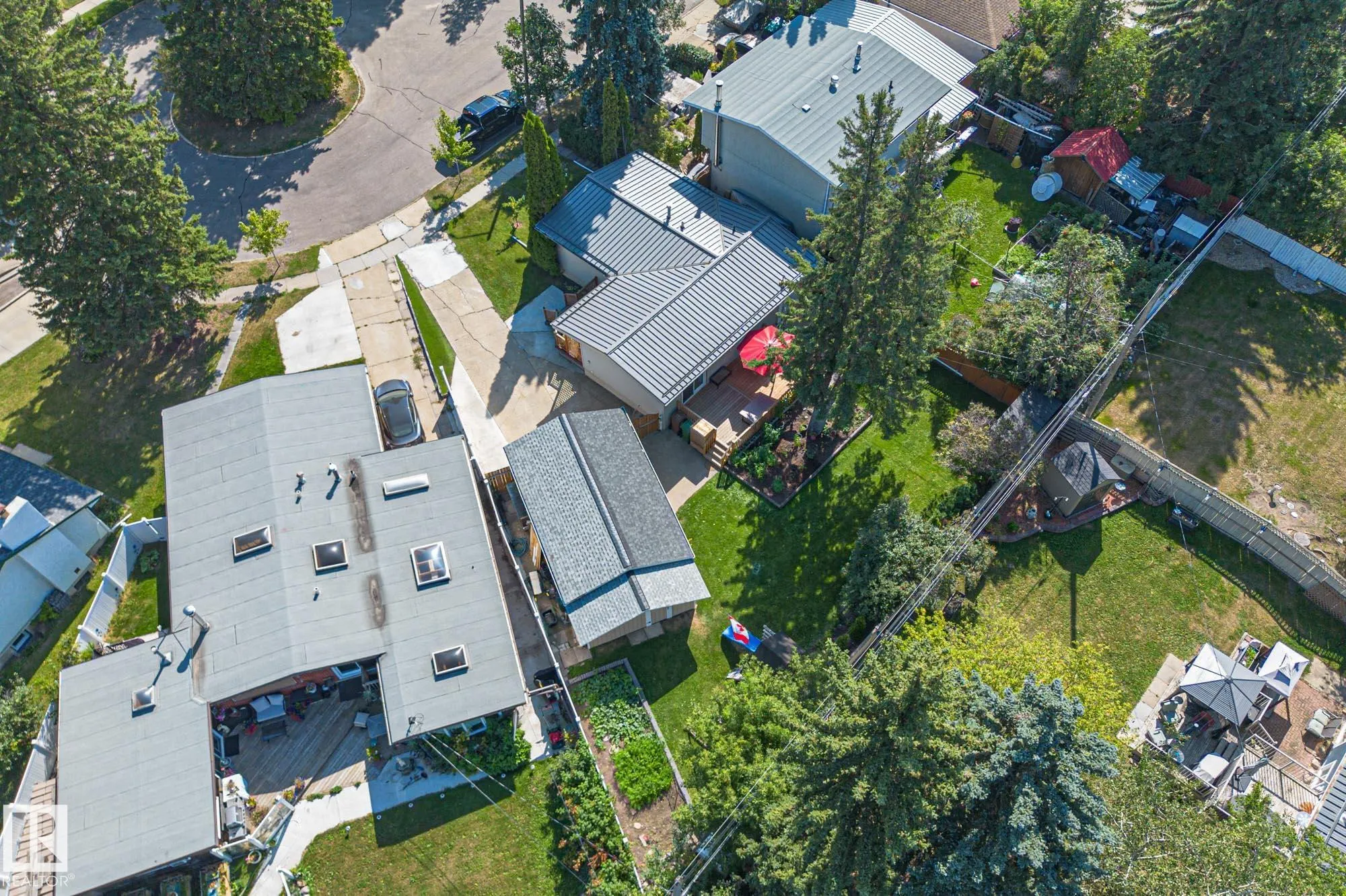 13 GRANTHAM Place