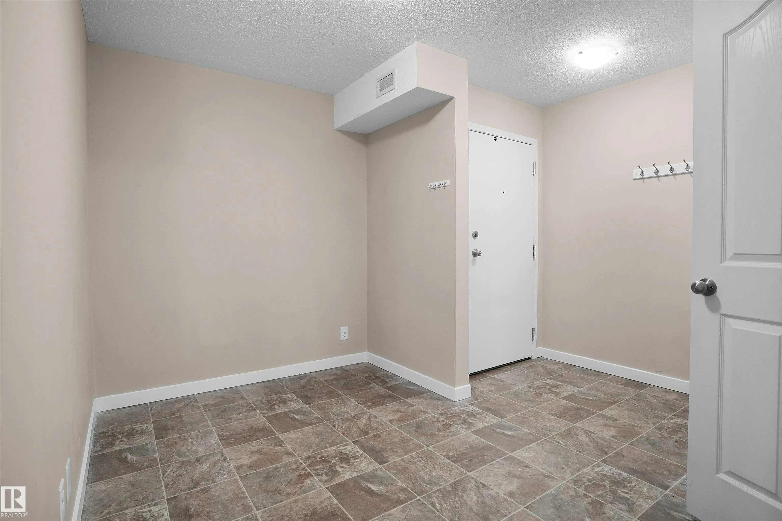 530 WATT Boulevard