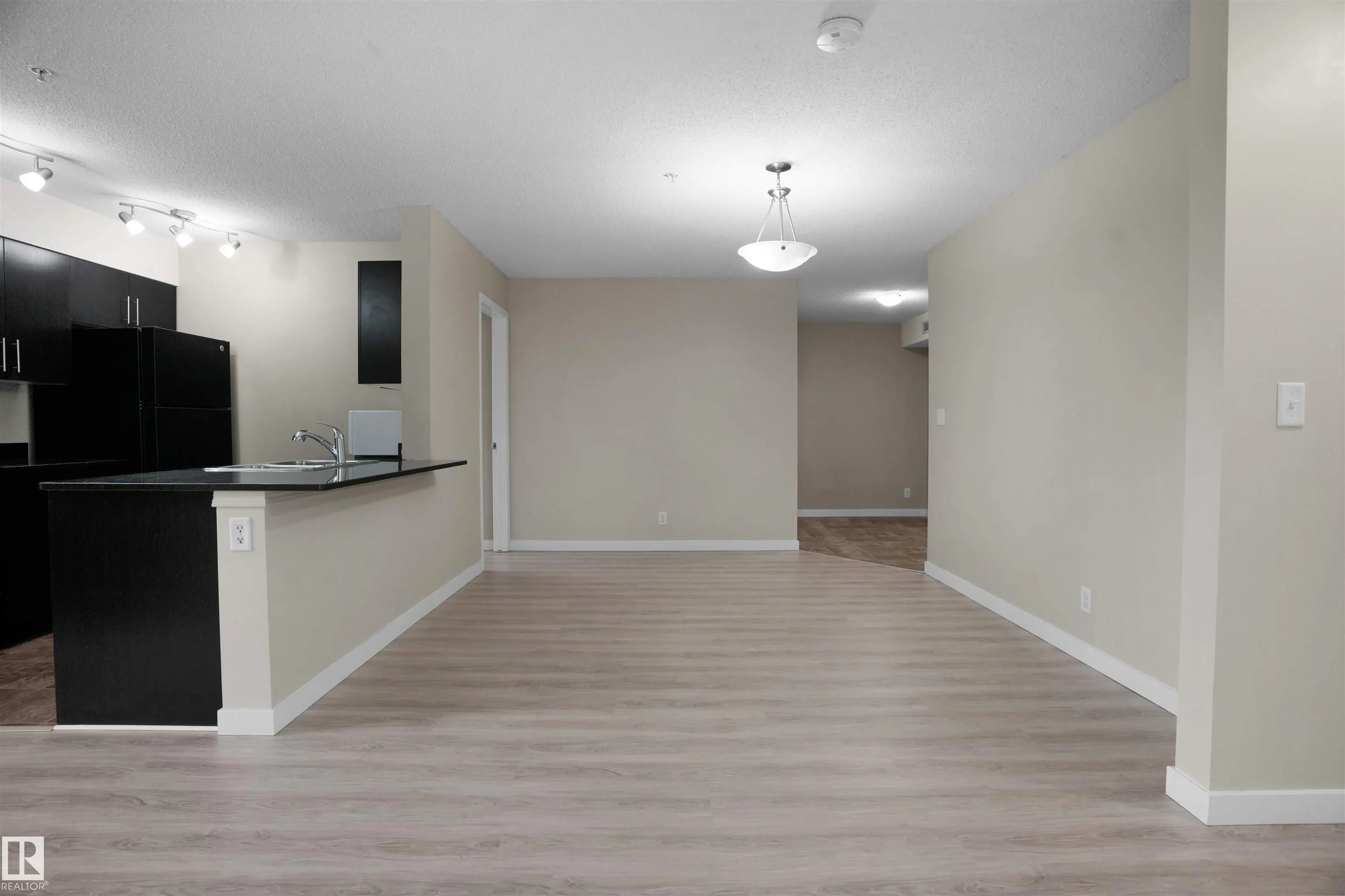 530 WATT Boulevard