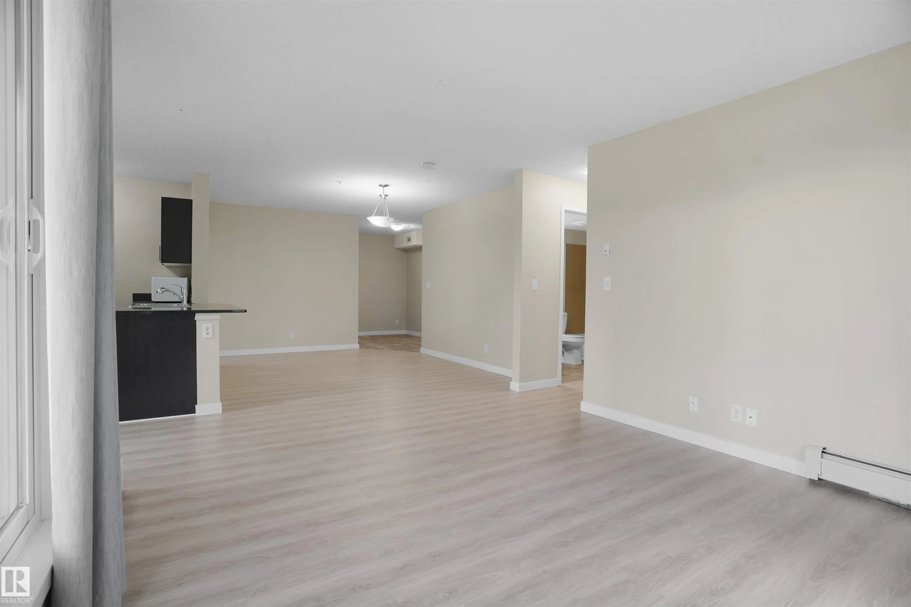 530 WATT Boulevard