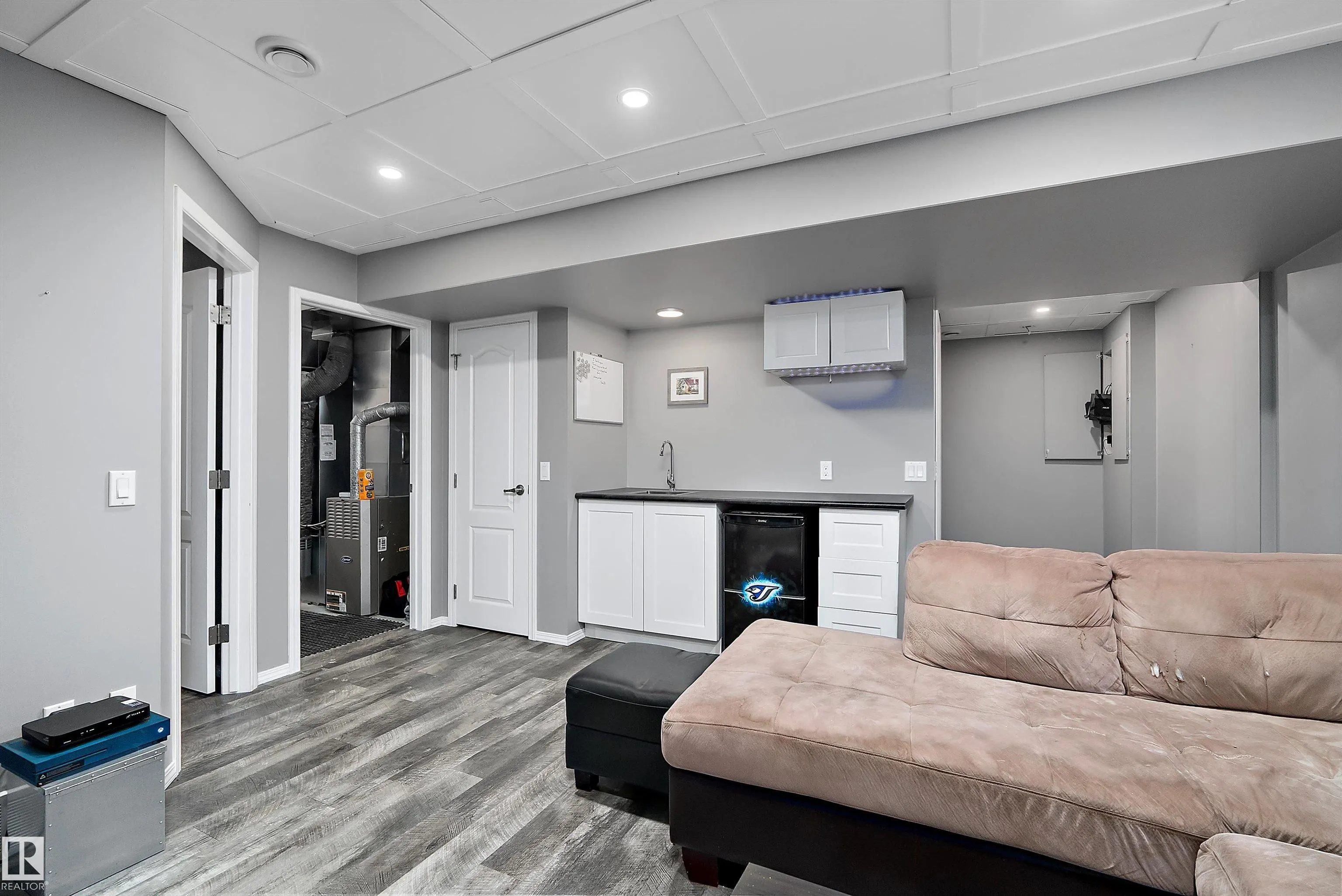143 Acacia Circle