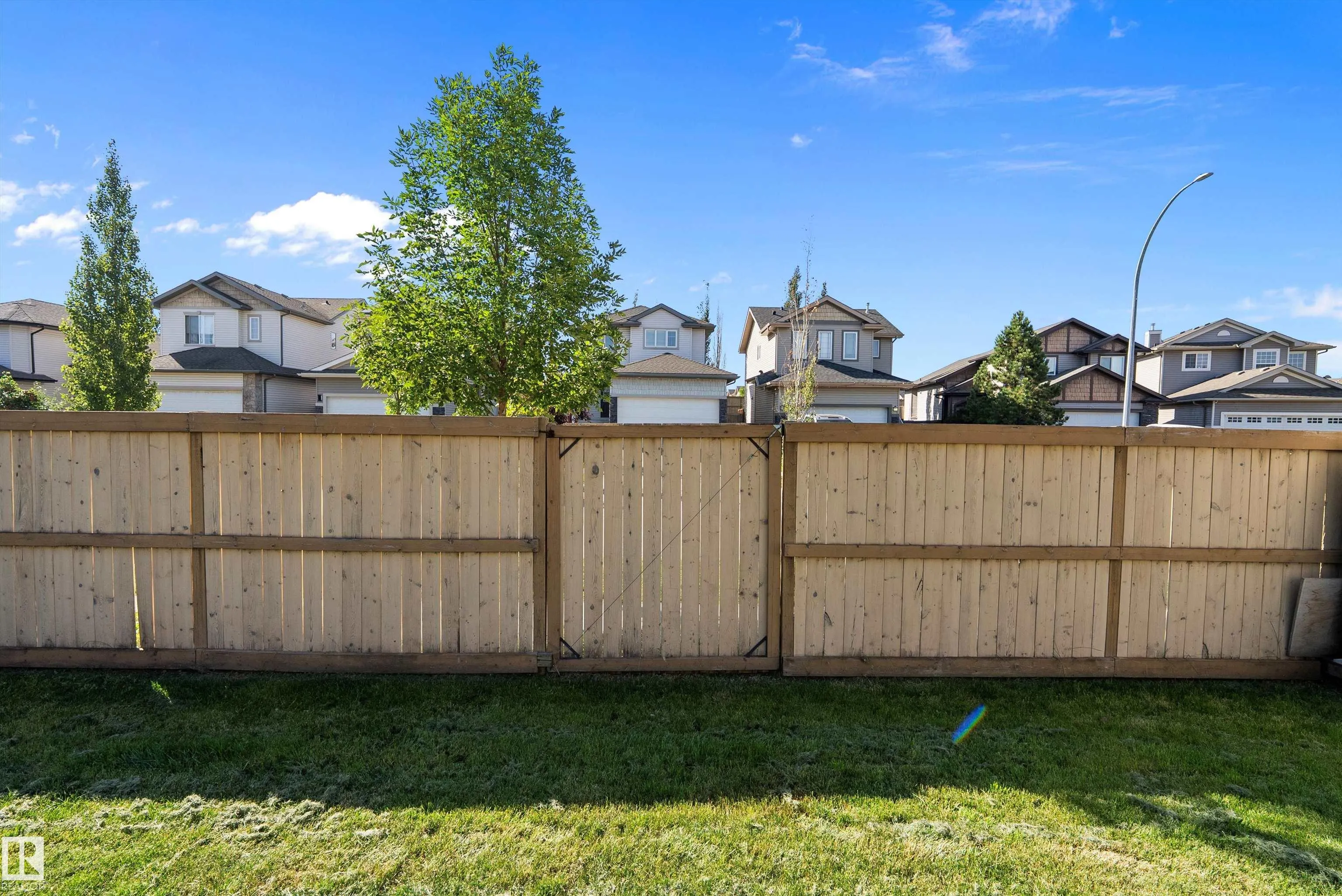 143 Acacia Circle