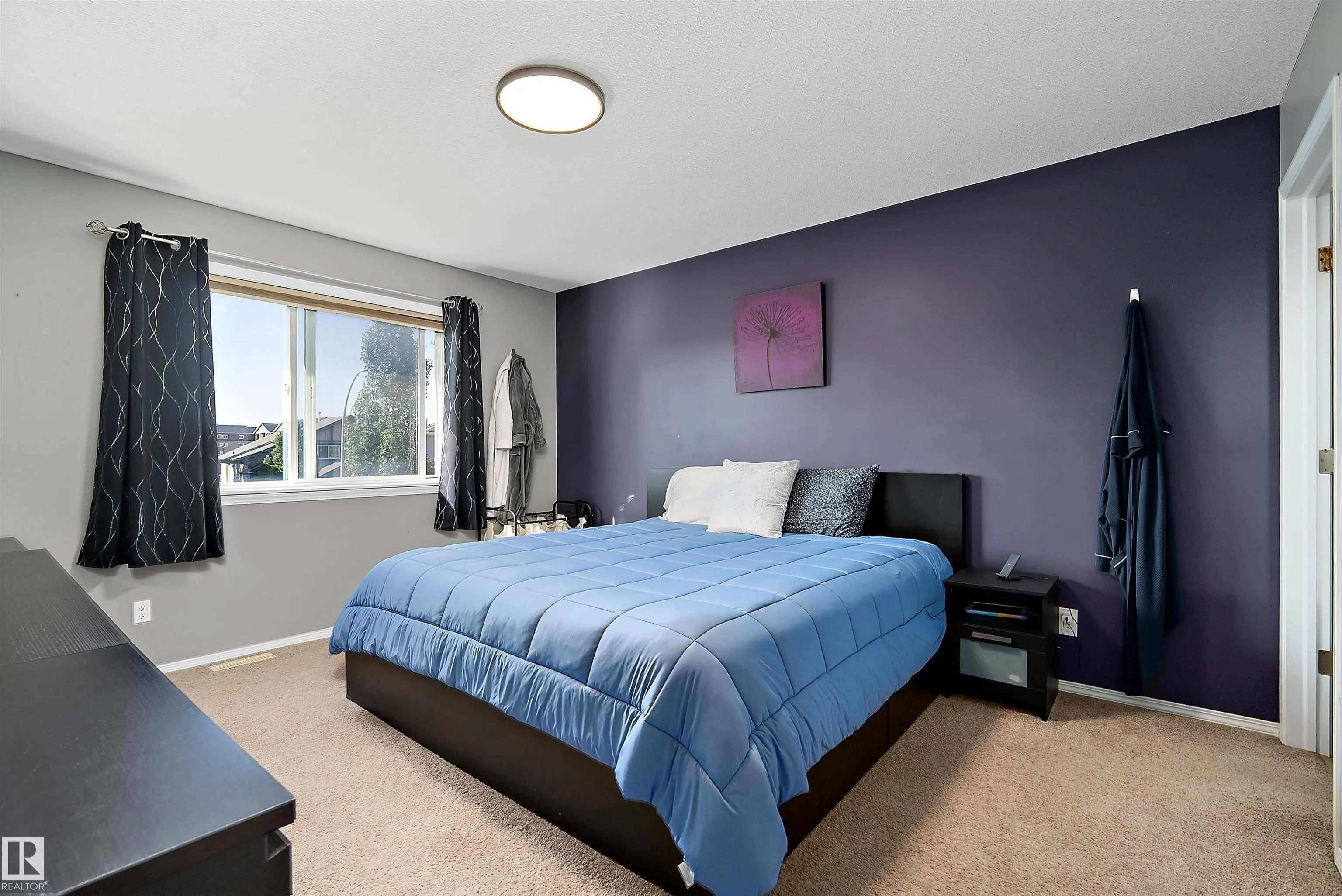143 Acacia Circle