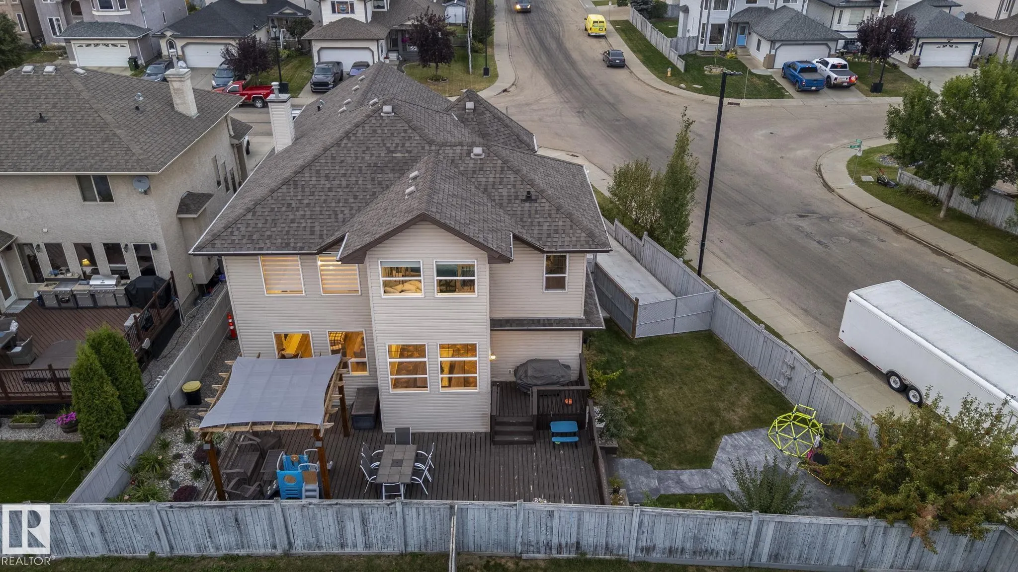 11003 177 Avenue
