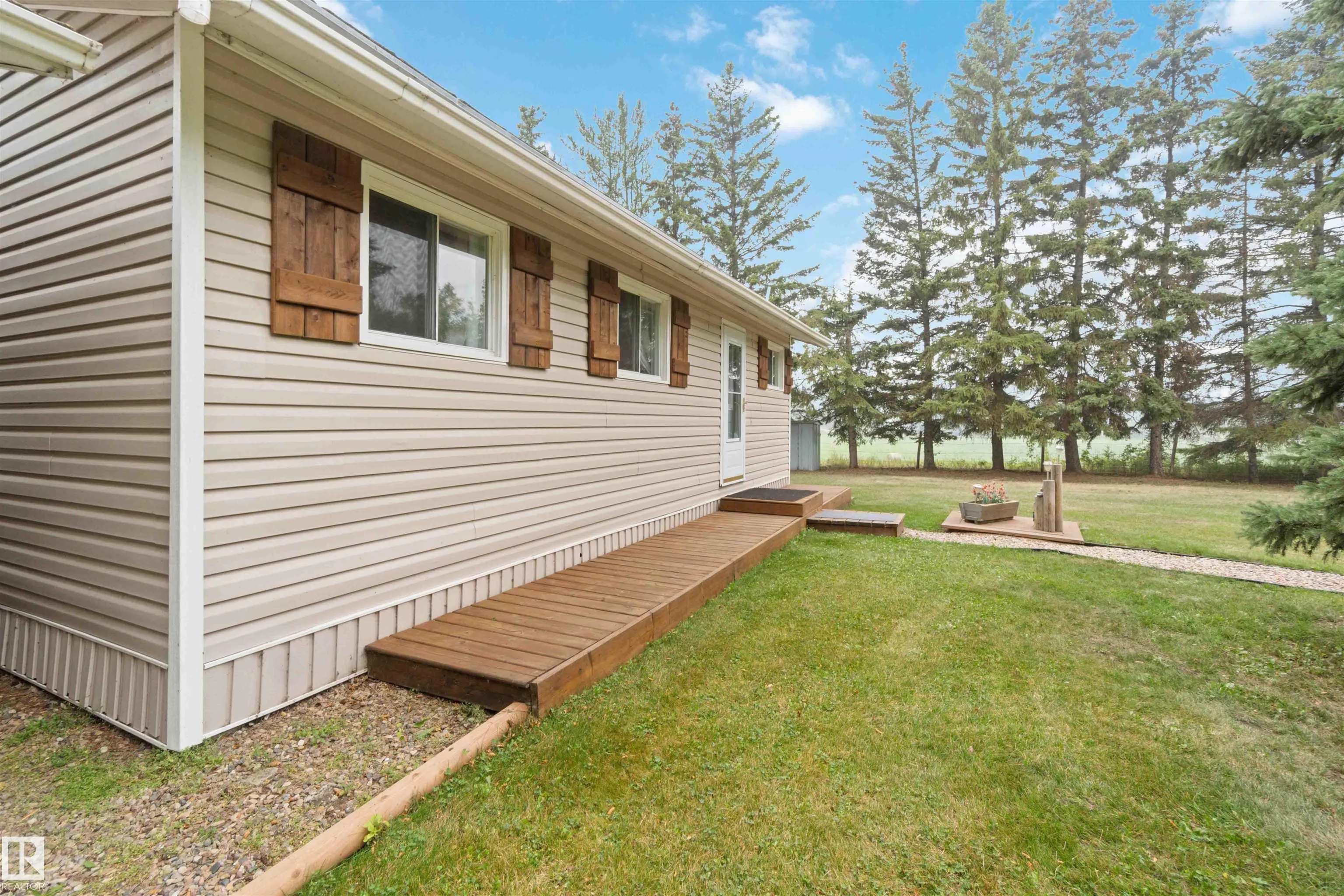 60331 RANGE ROAD 124