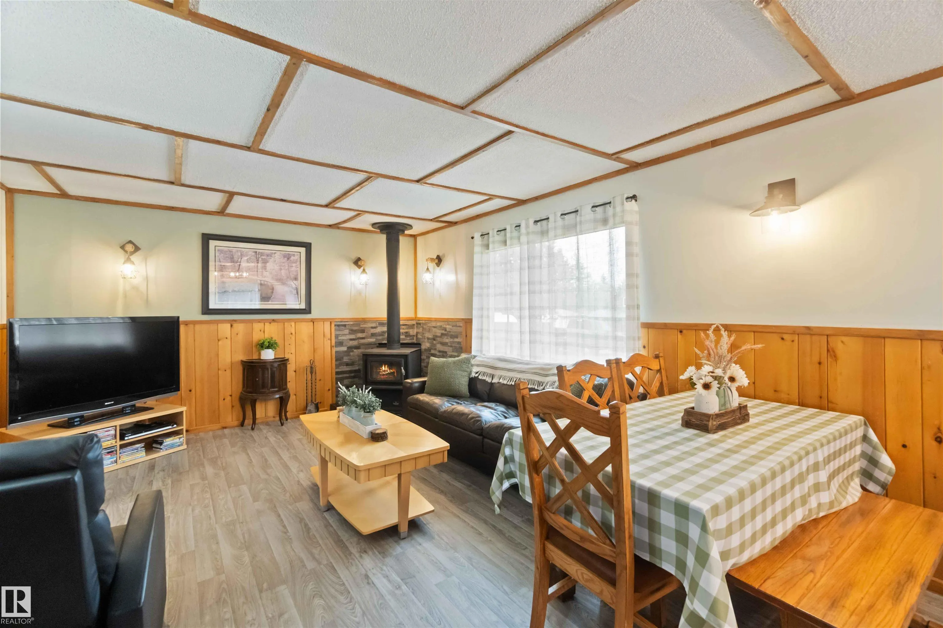 60331 RANGE ROAD 124