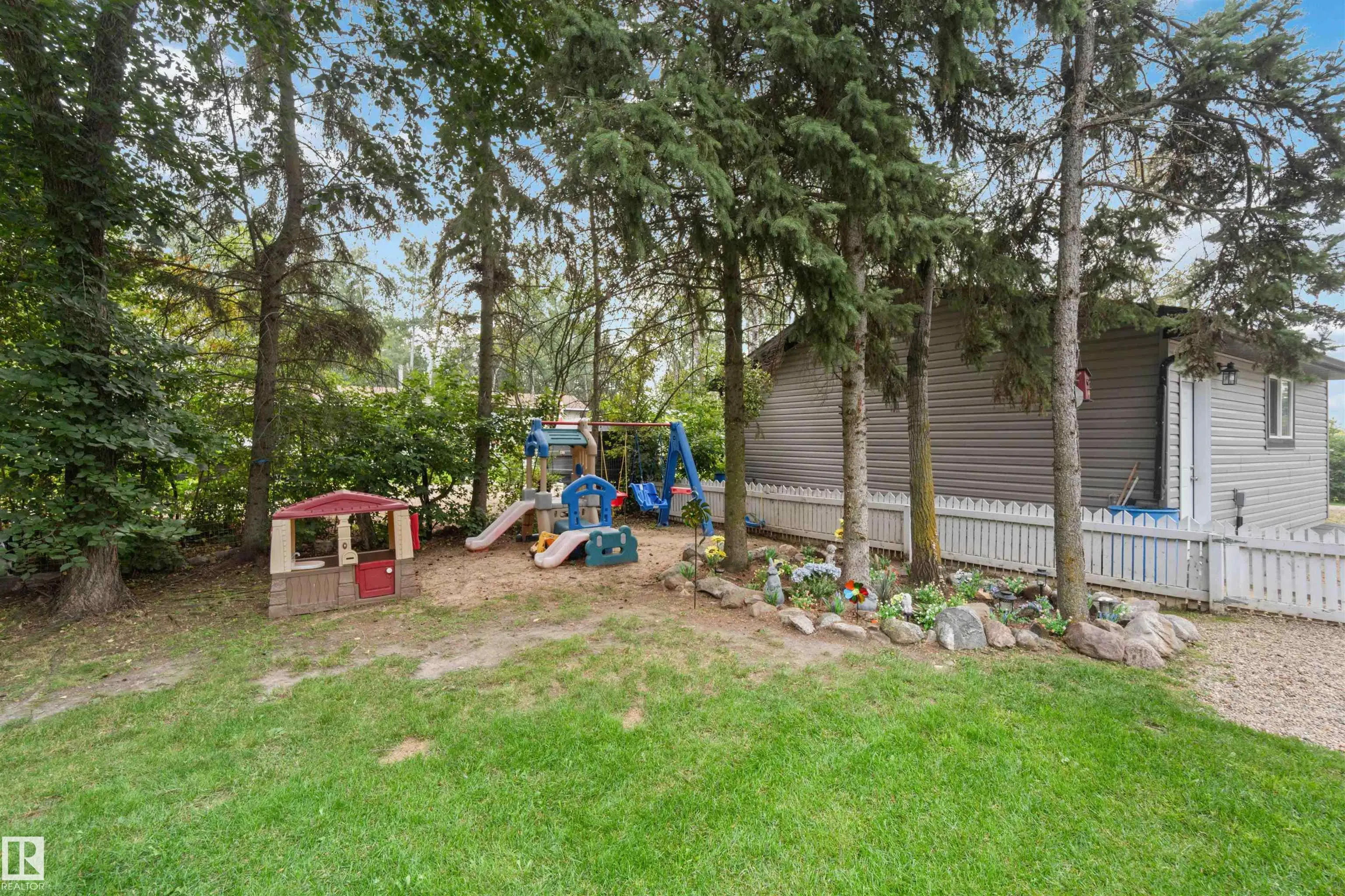 60331 RANGE ROAD 124