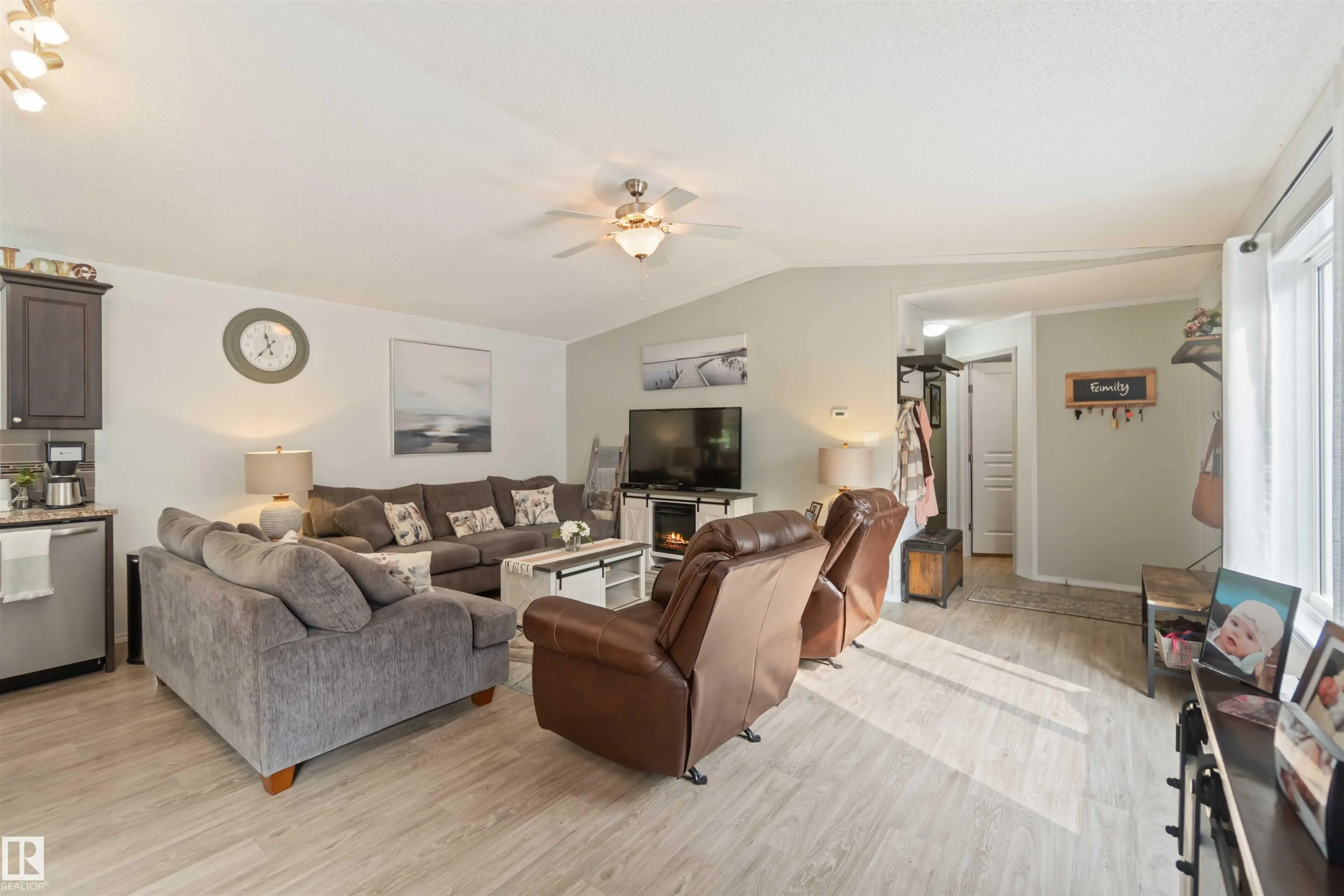 60331 RANGE ROAD 124