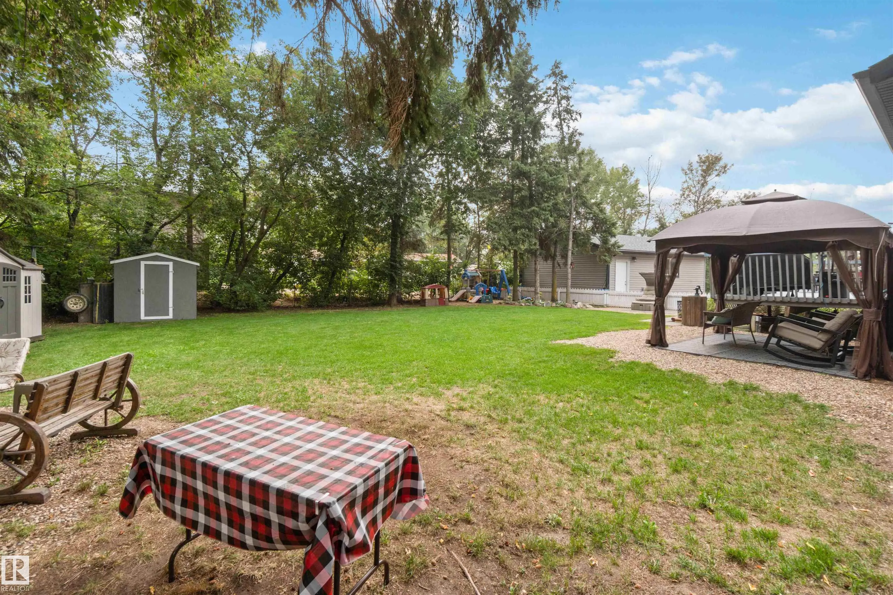 60331 RANGE ROAD 124