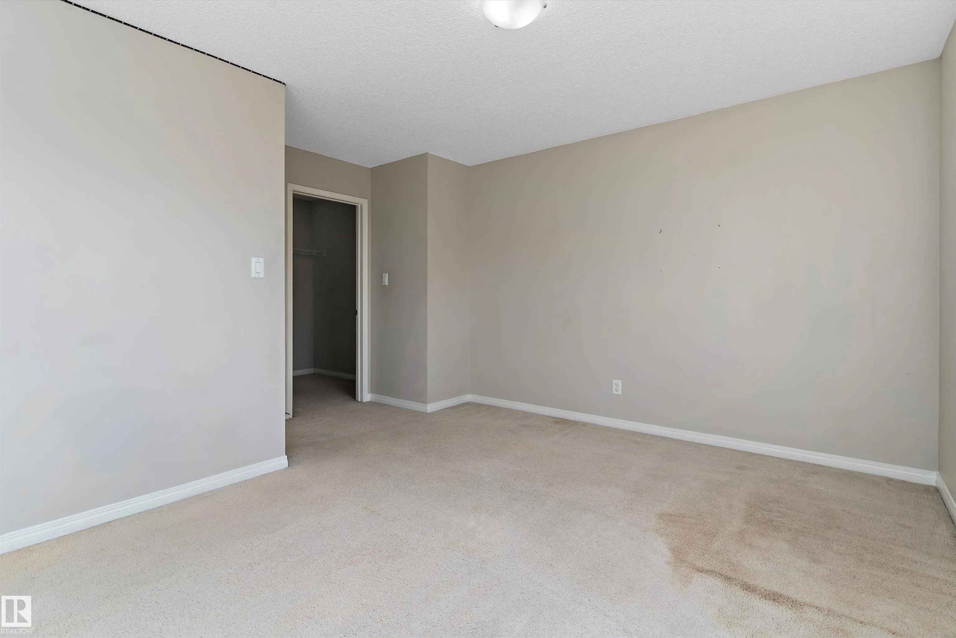 130 HYNDMAN Crescent
