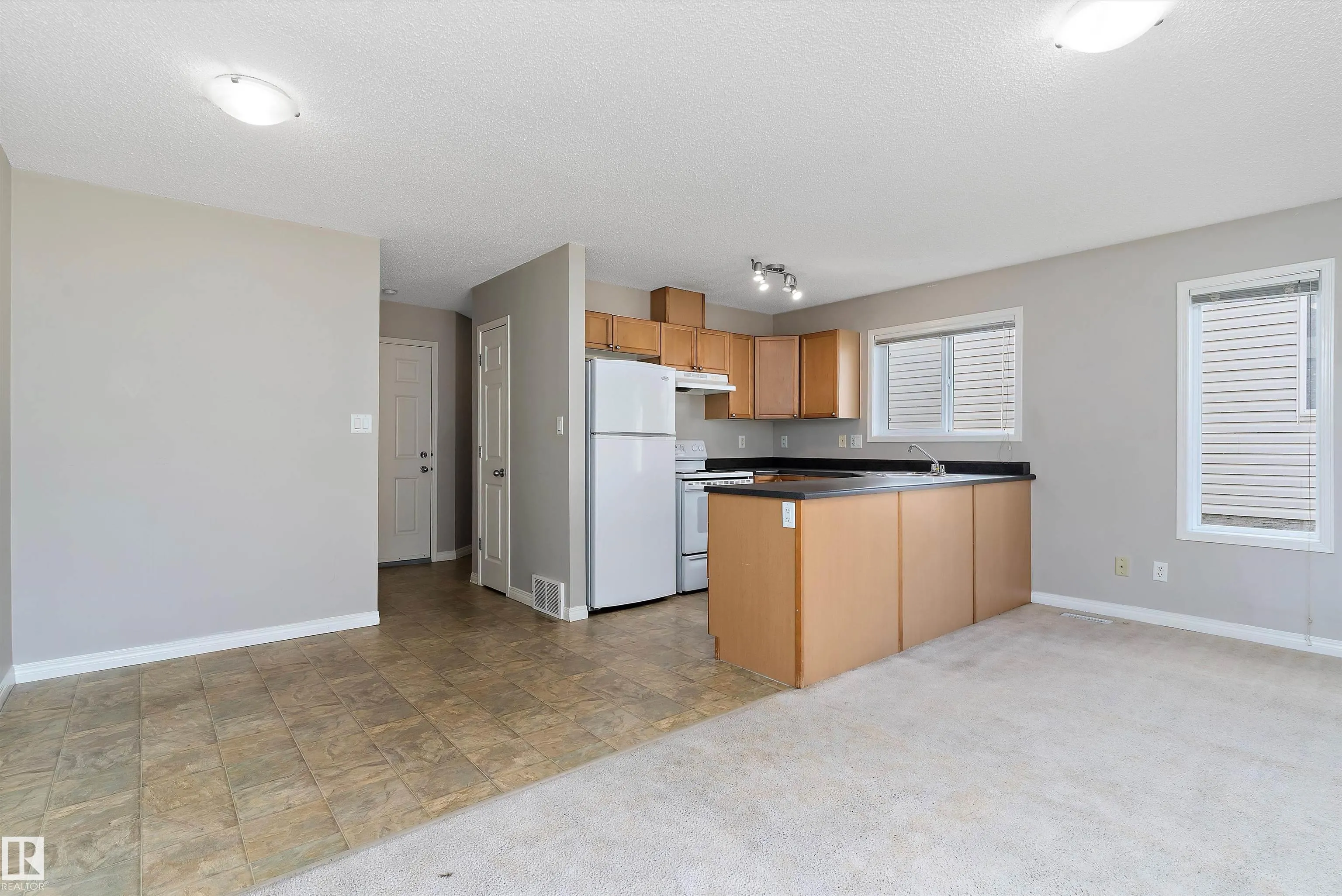 130 HYNDMAN Crescent