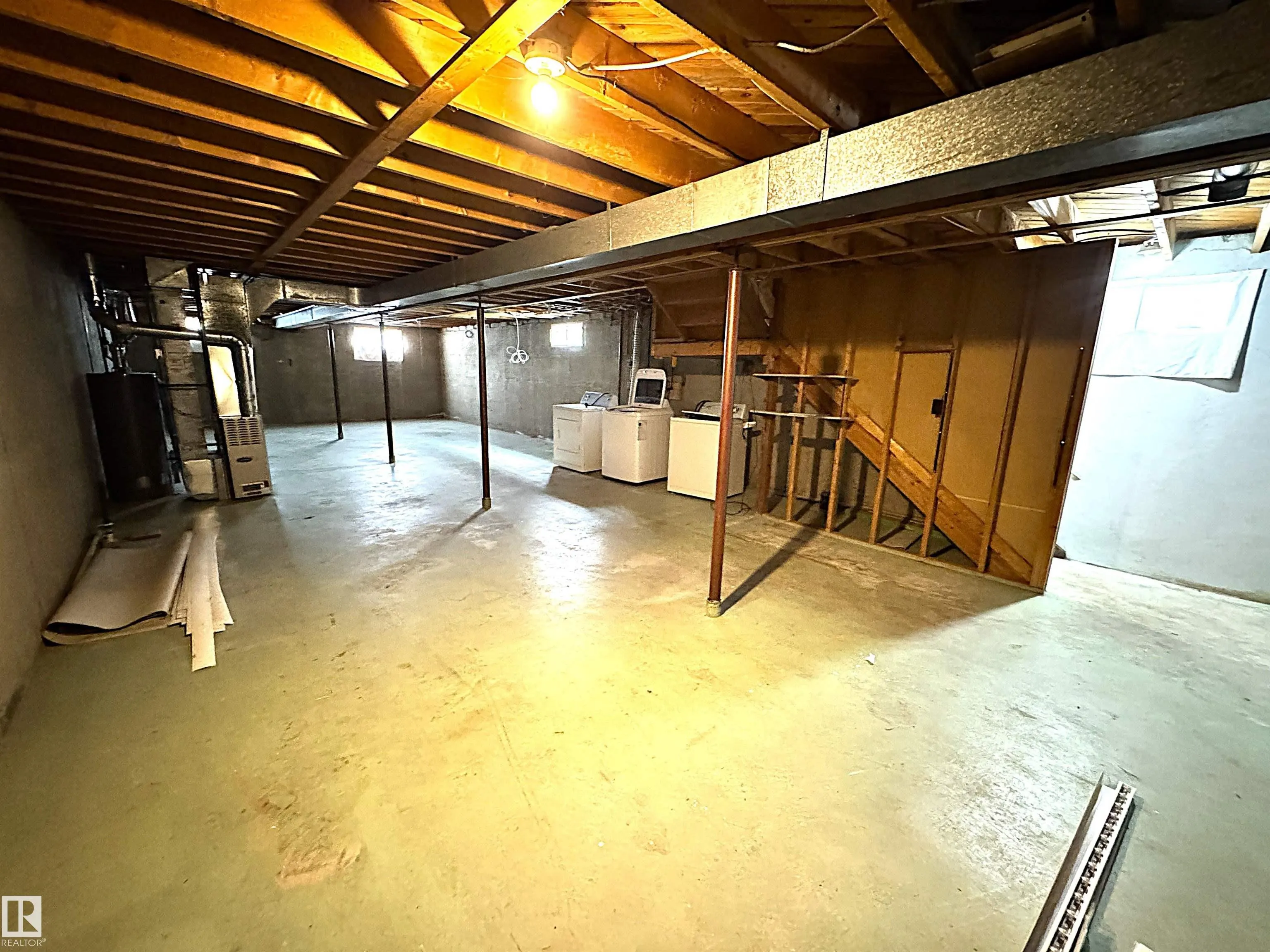 3315 & 3317 105 Avenue