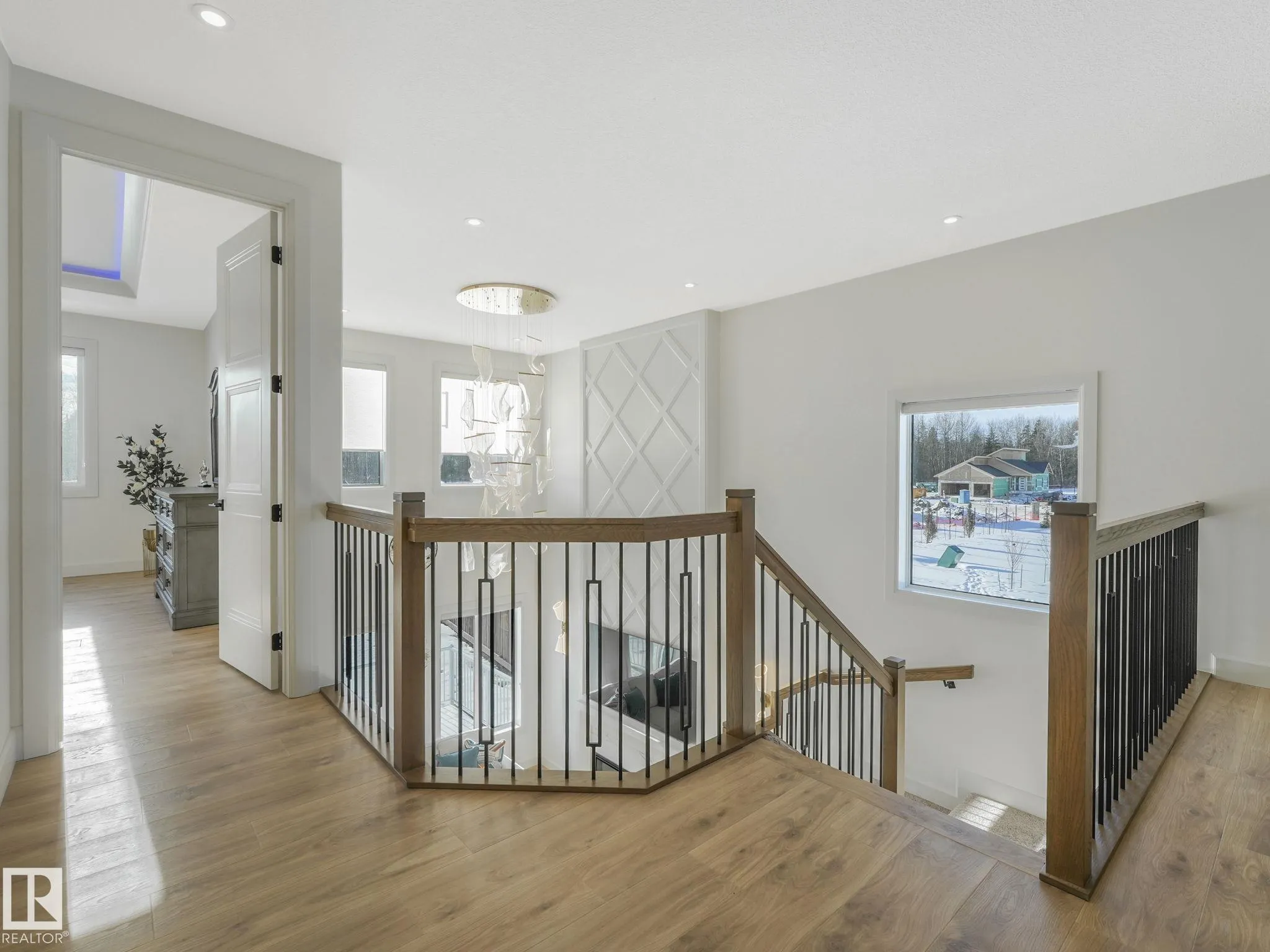 62 FENWYCK Boulevard
