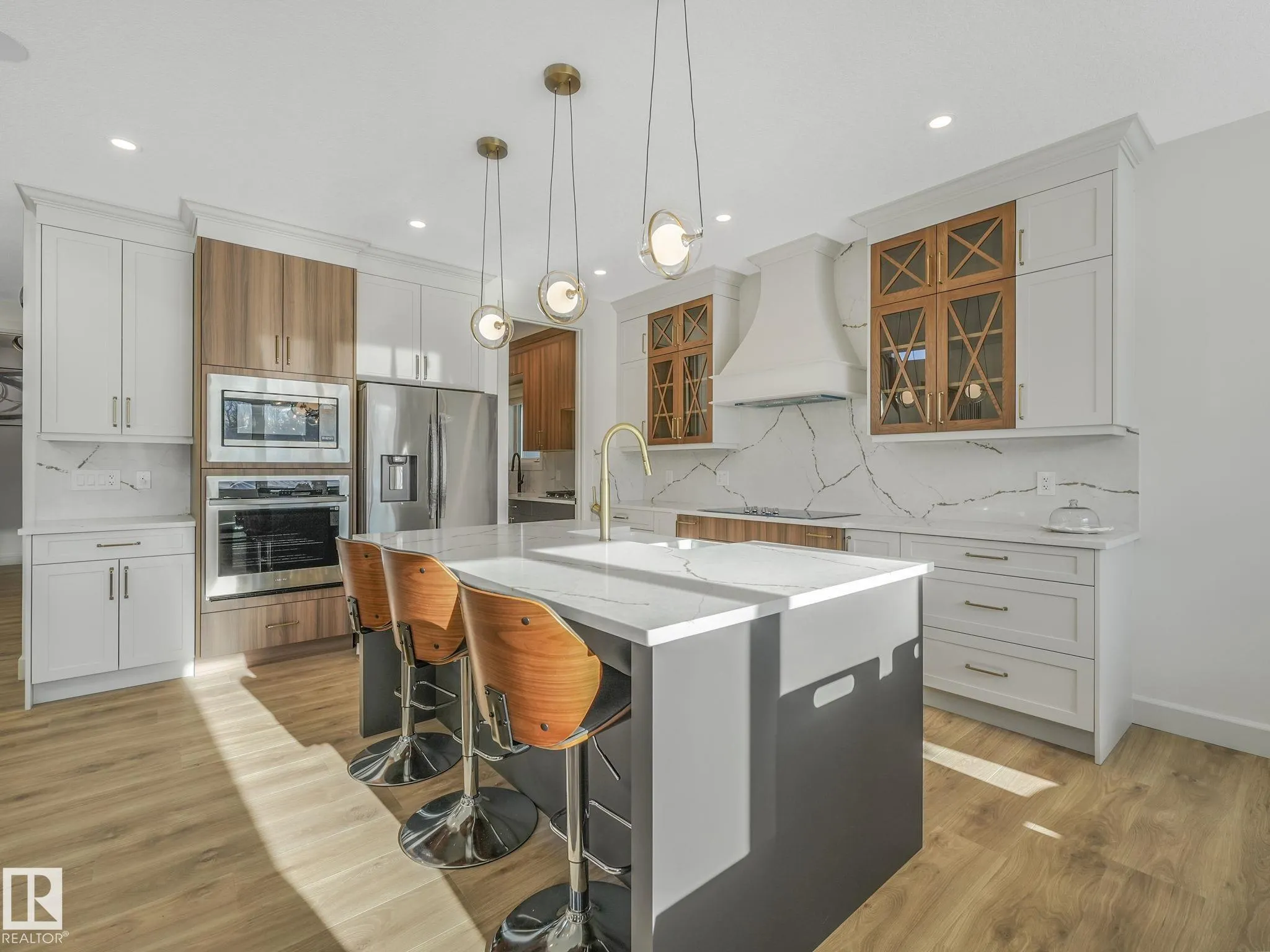 62 FENWYCK Boulevard