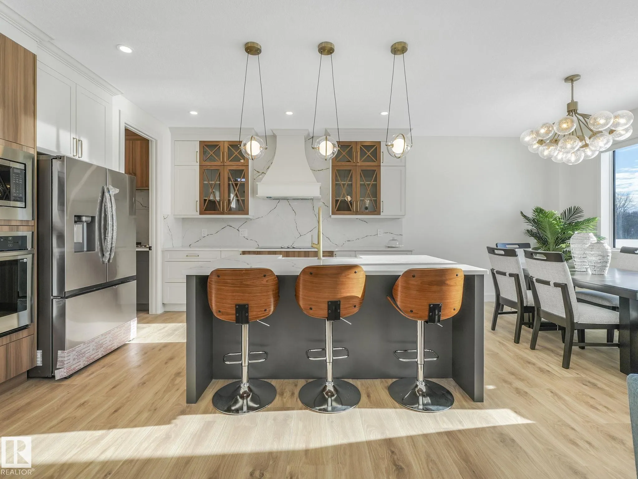 62 FENWYCK Boulevard