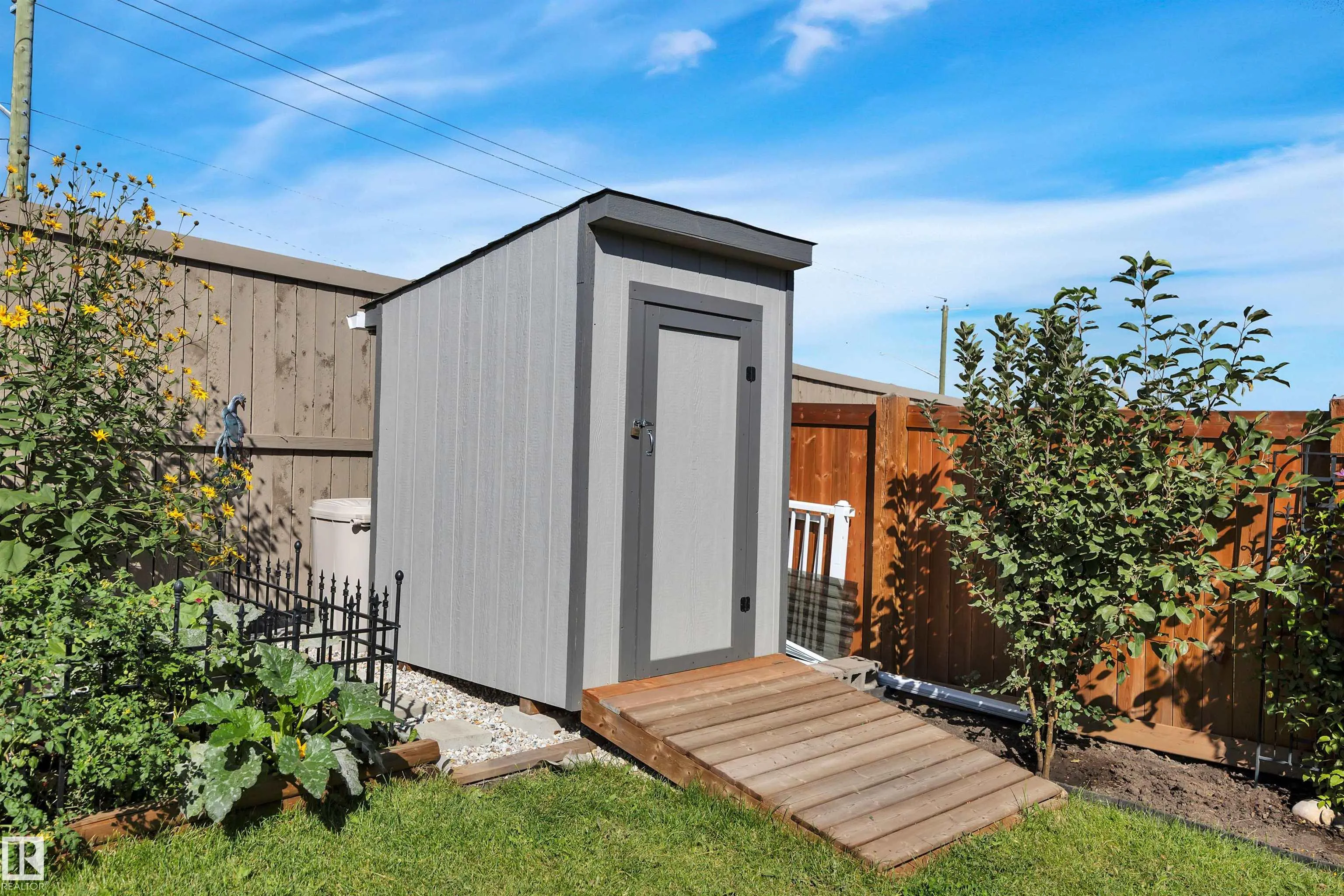 157 Larch Crescent