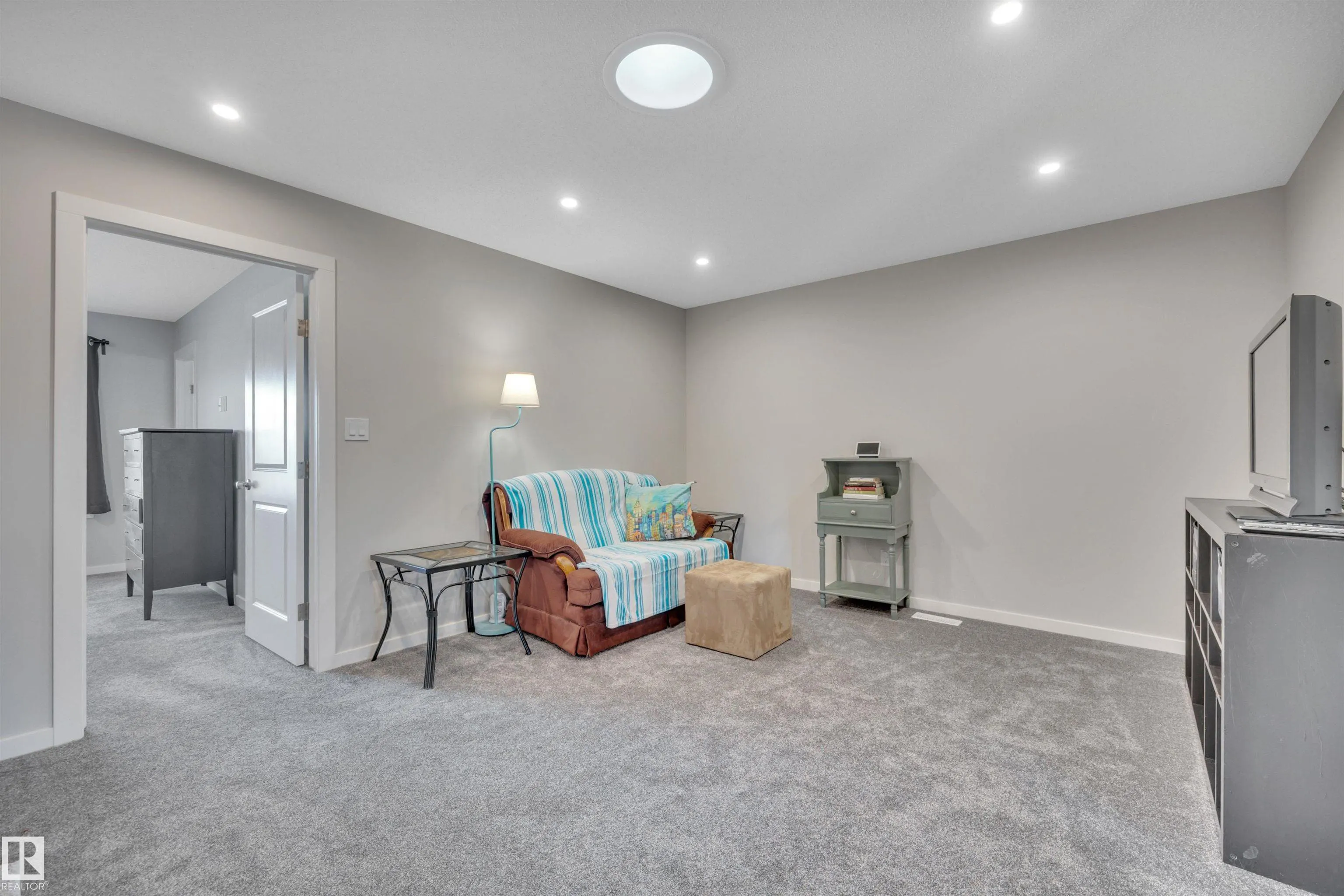 157 Larch Crescent