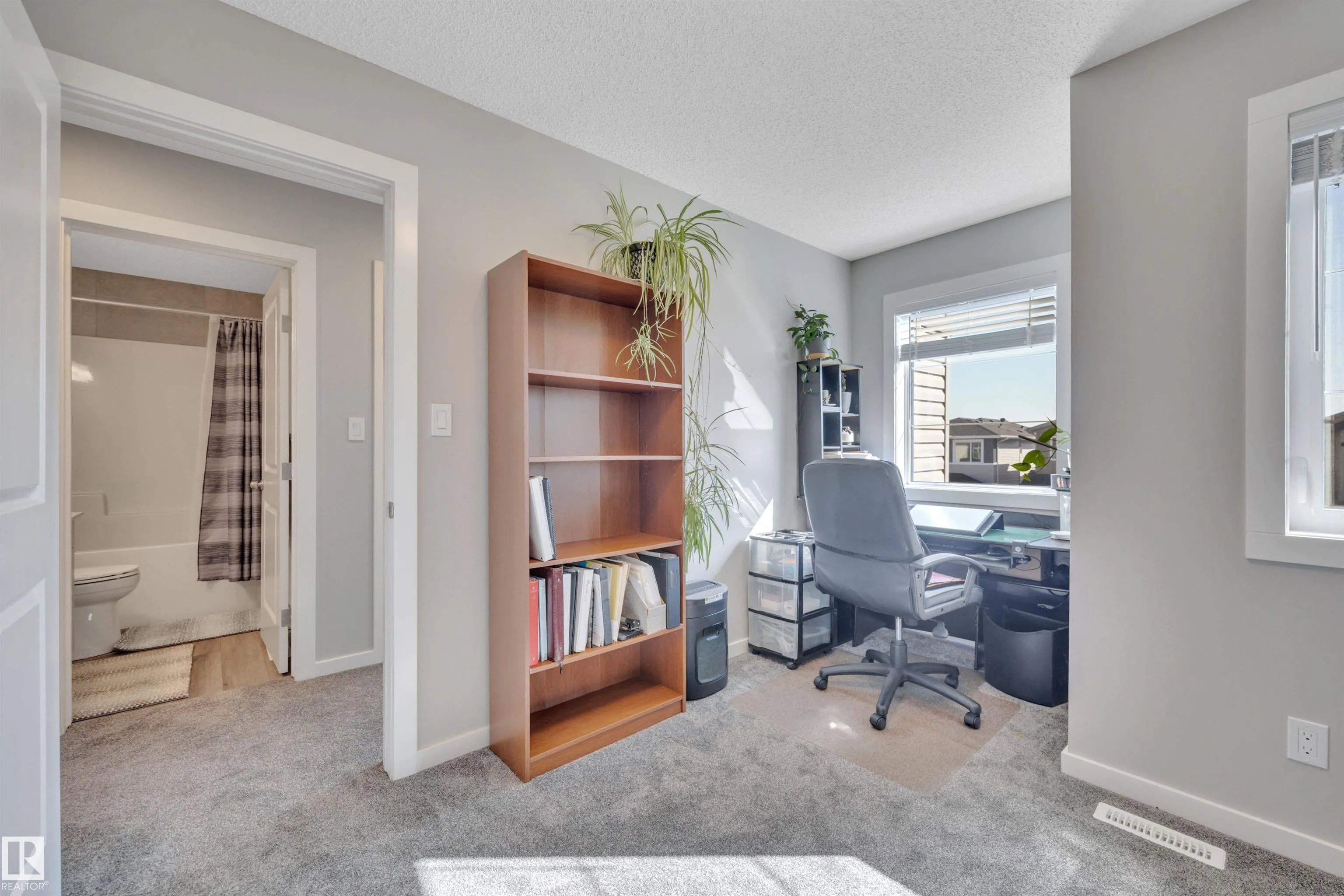 157 Larch Crescent