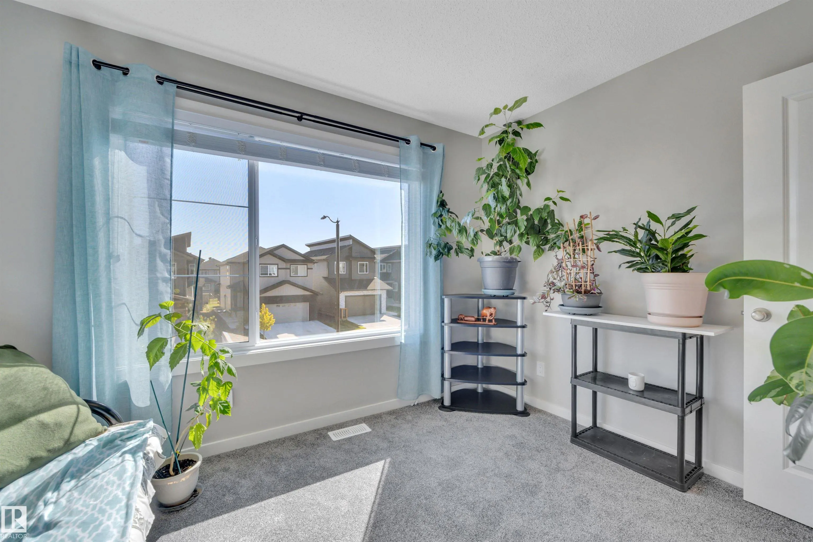 157 Larch Crescent