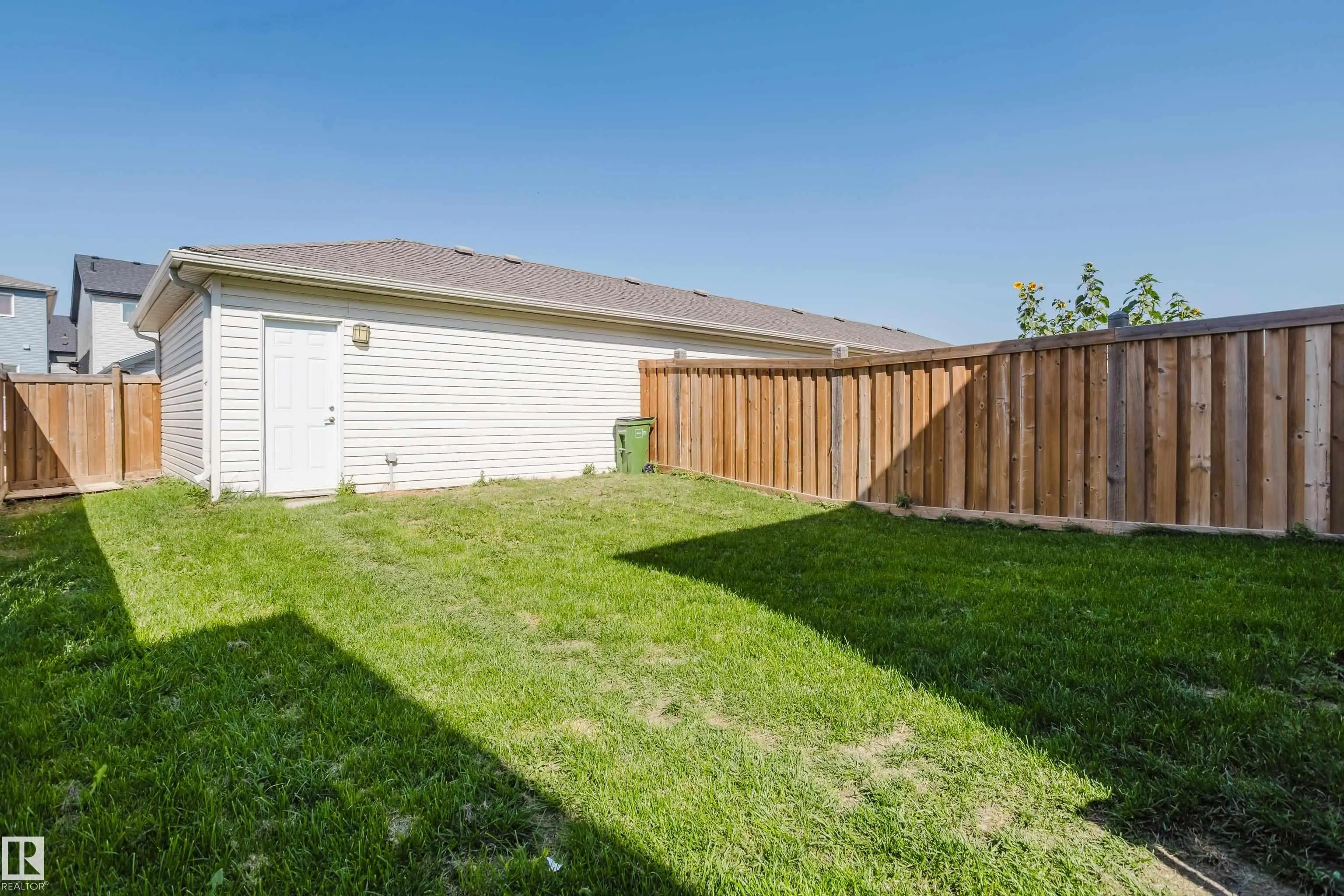8142 CHAPPELLE Way
